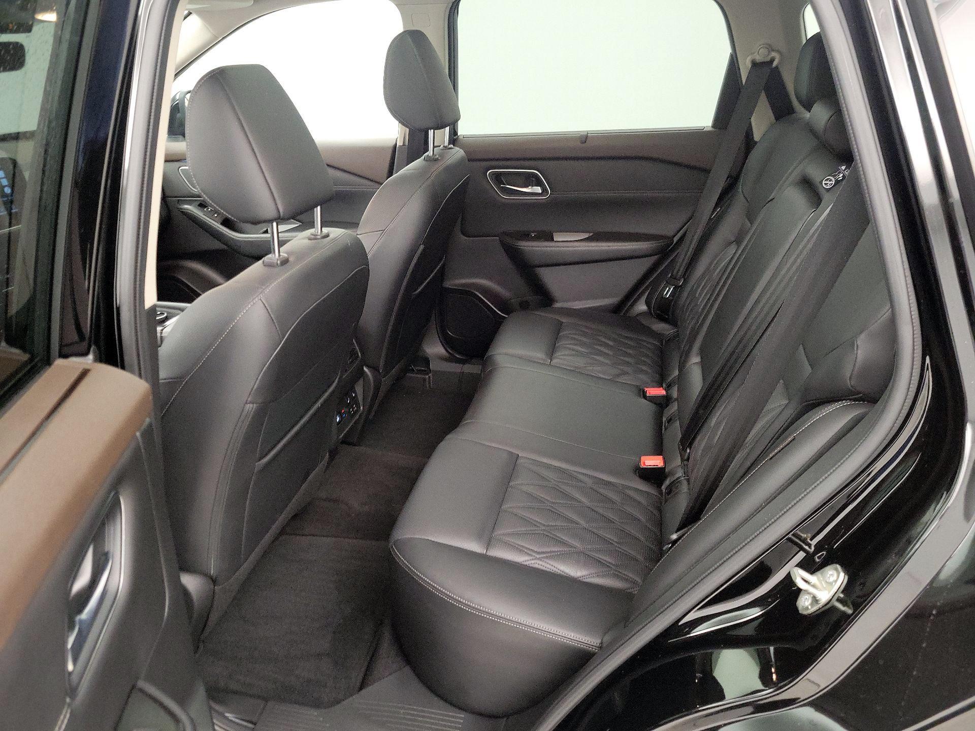 Thumbnail: 2023 Nissan Rogue - 20