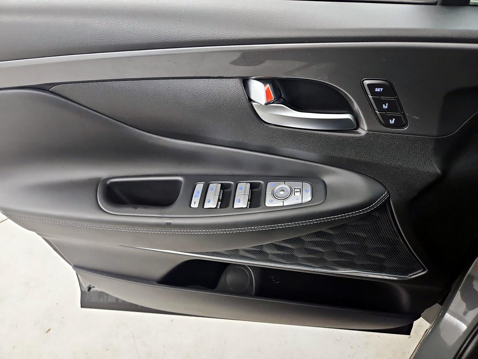 Thumbnail: 2022 Hyundai Santa Fe - 12