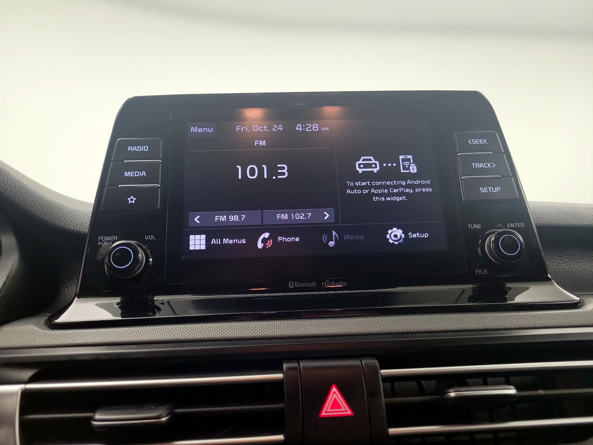 Thumbnail: 2023 Kia Seltos - 15