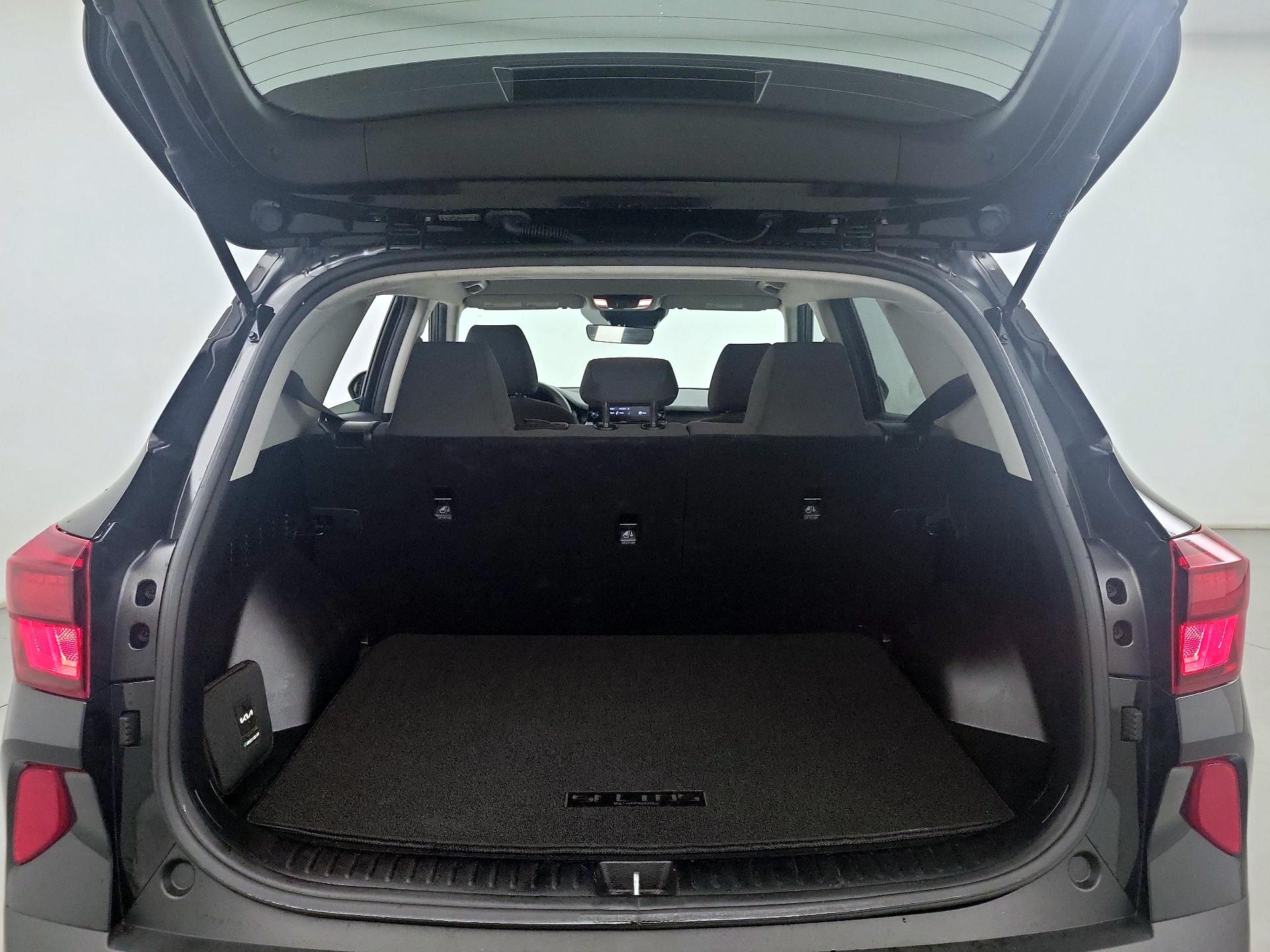 Thumbnail: 2023 Kia Seltos - 20