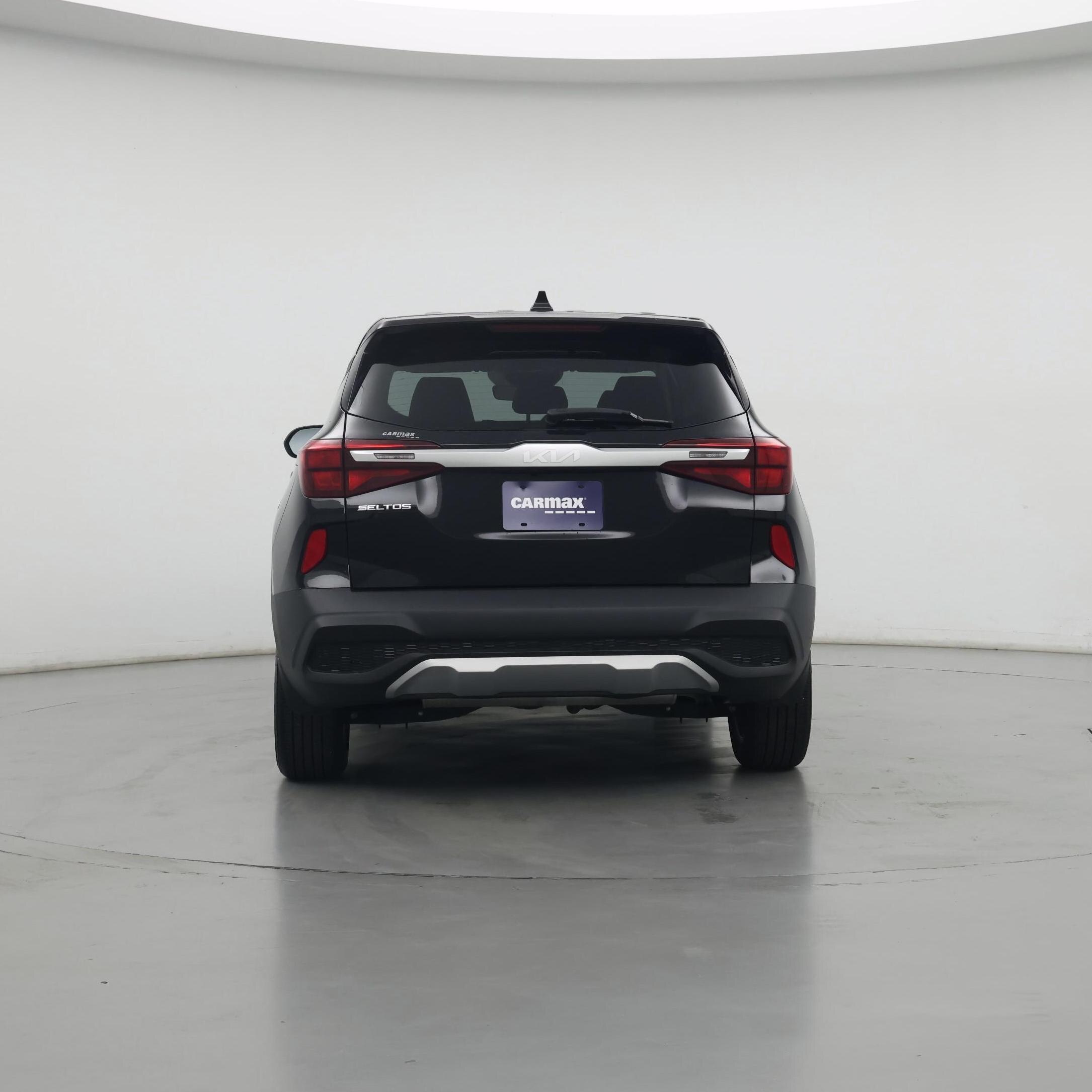 Thumbnail: 2023 Kia Seltos - 6