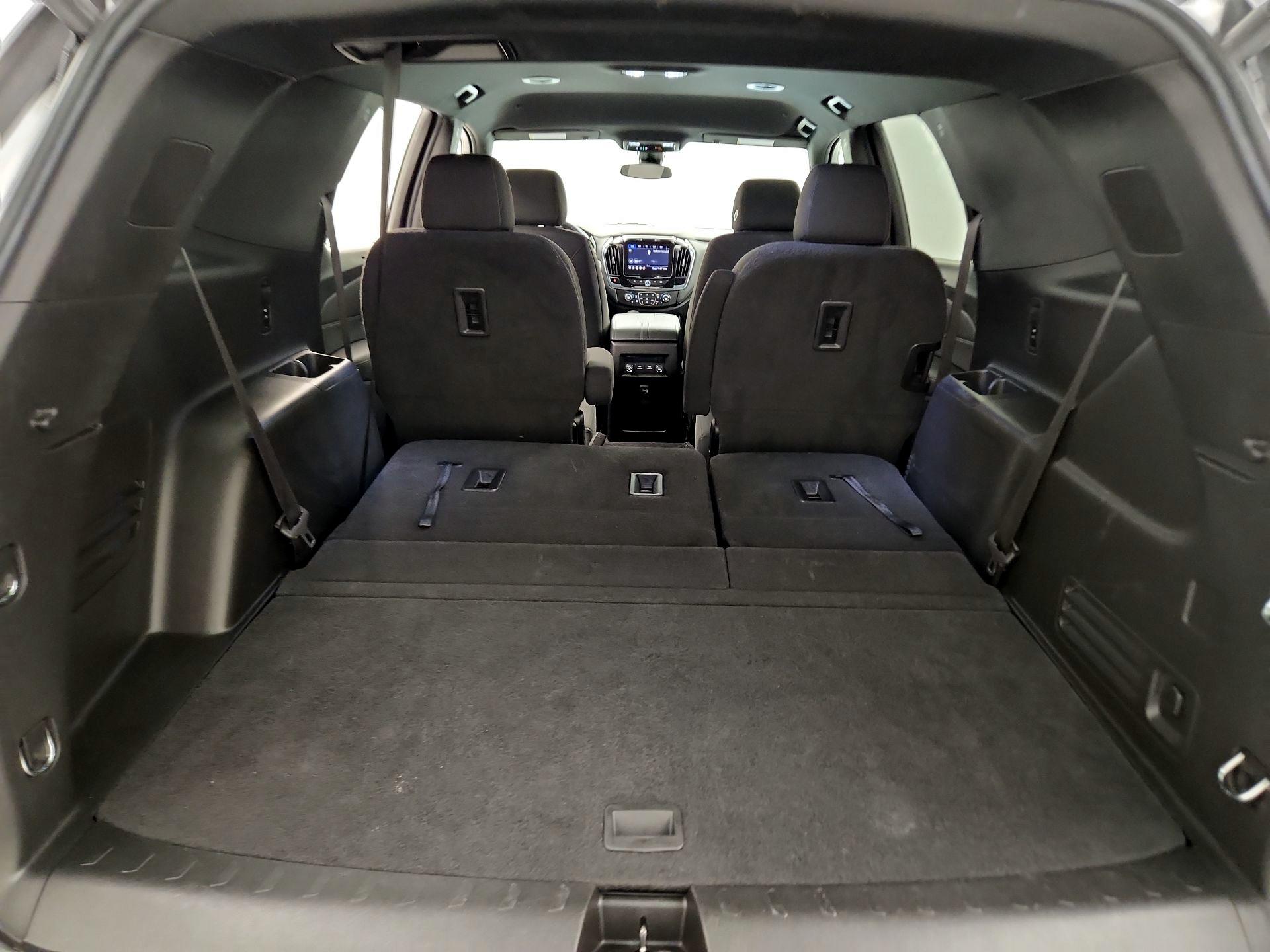 Thumbnail: 2023 Chevrolet Traverse - 20