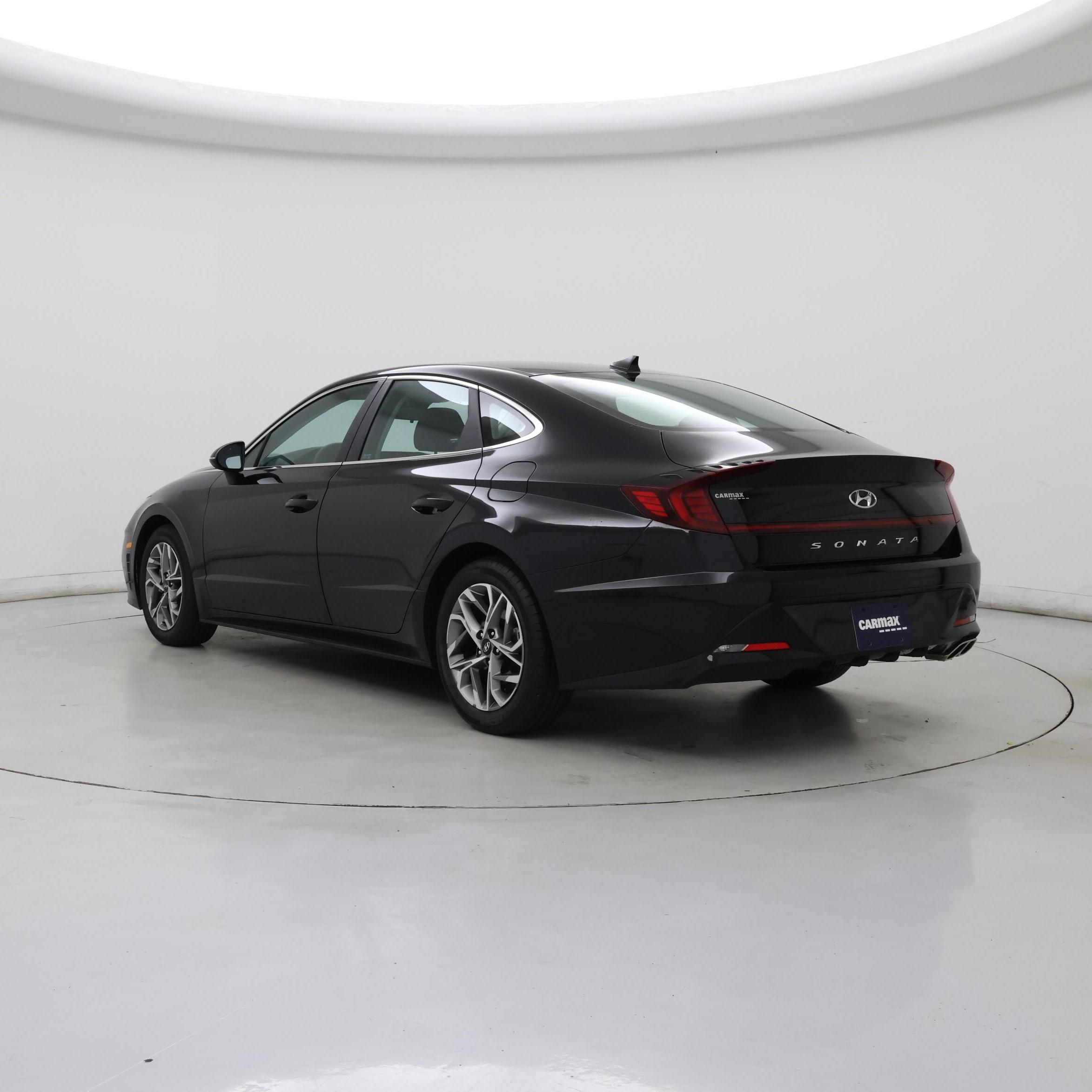 Thumbnail: 2022 Hyundai Sonata - 2
