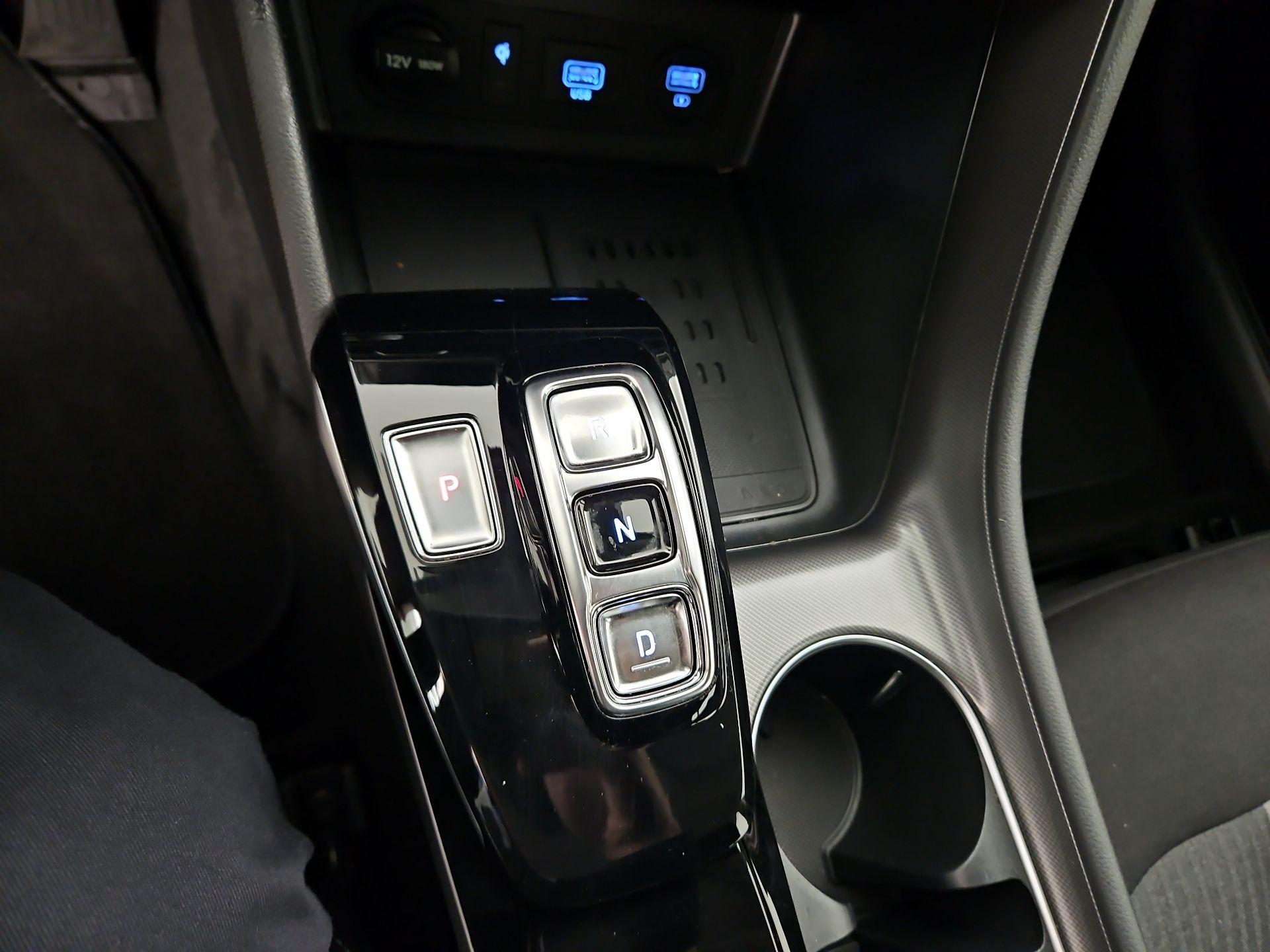 Thumbnail: 2023 Hyundai Sonata - 18