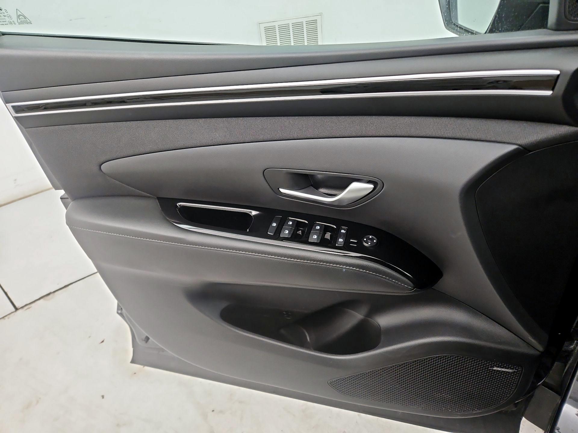 Thumbnail: 2022 Hyundai Tucson - 12