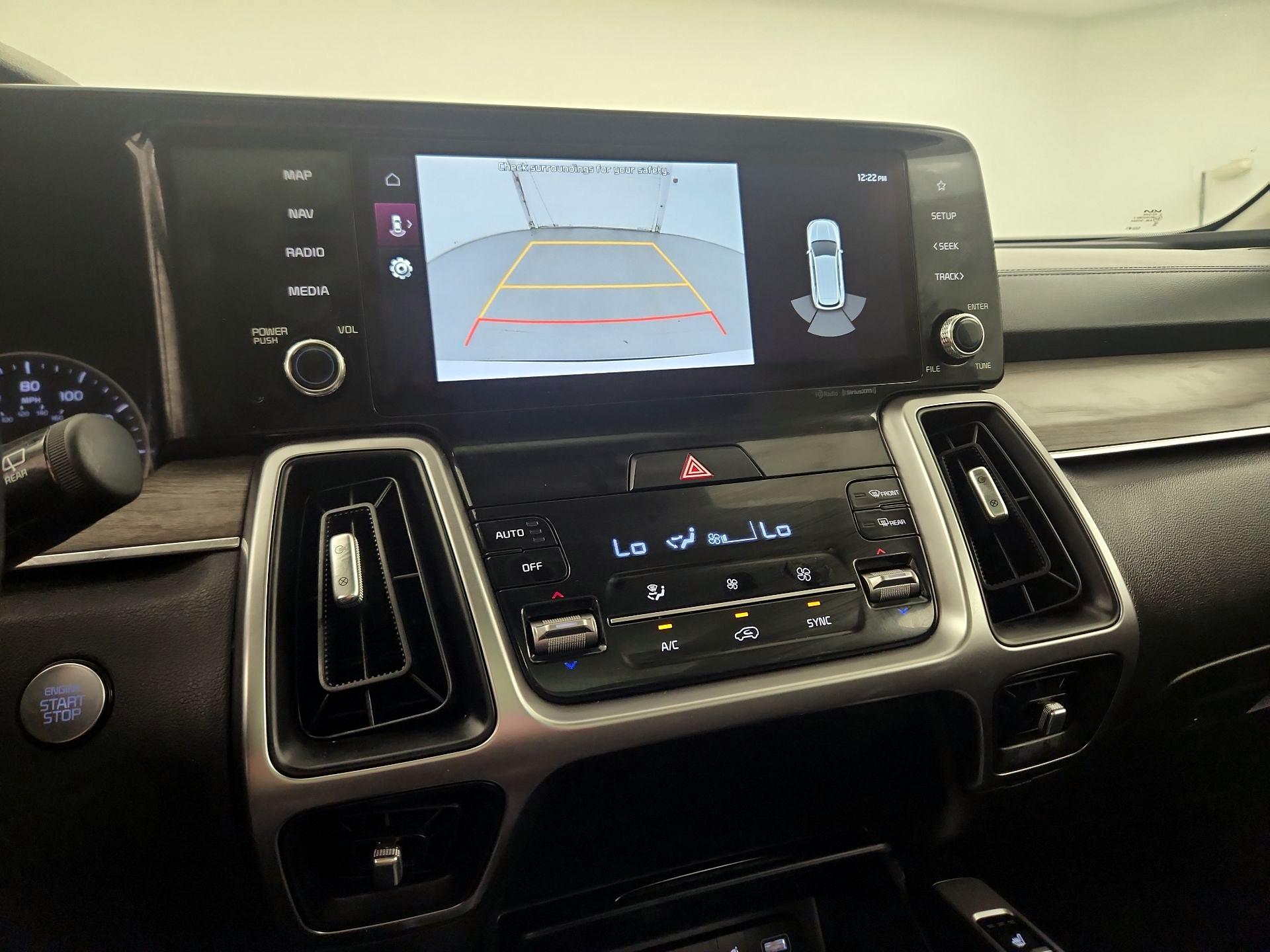 Thumbnail: 2023 Kia Sorento - 12