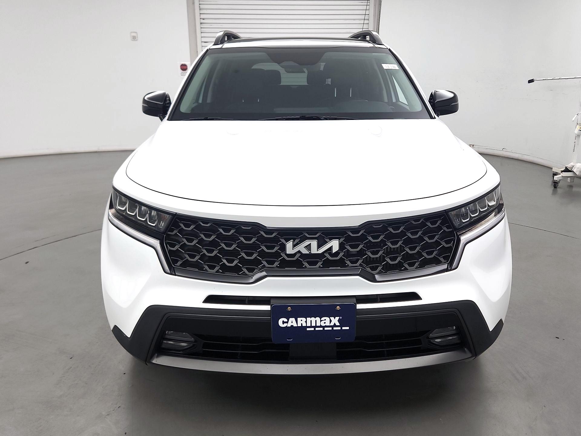 Thumbnail: 2023 Kia Sorento - 2