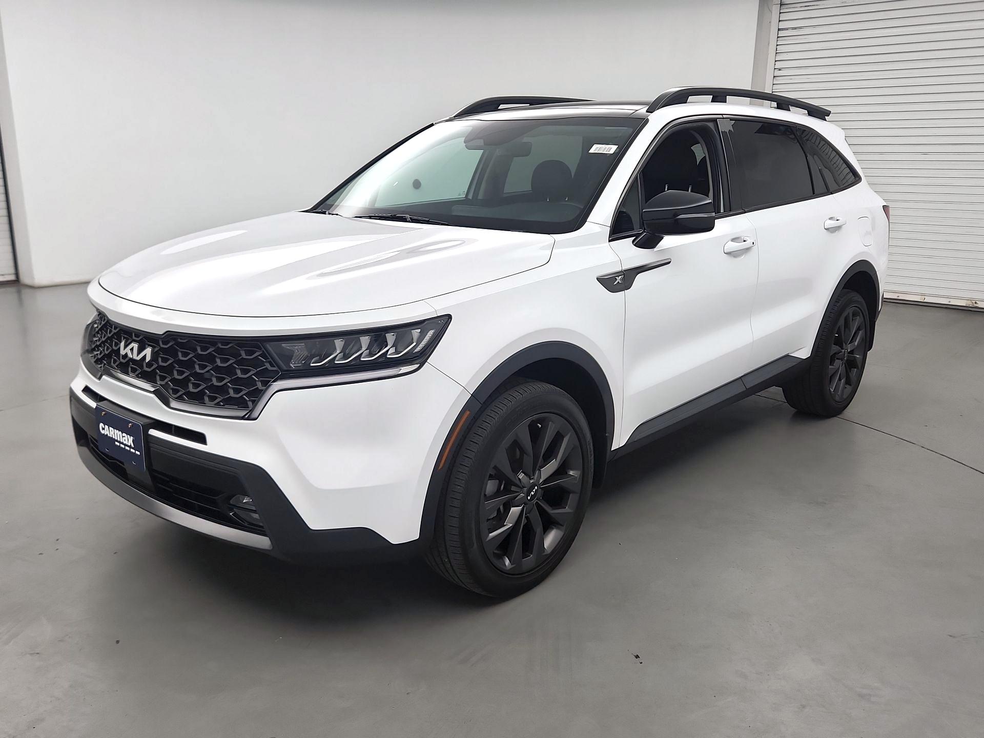 Thumbnail: 2023 Kia Sorento - 3