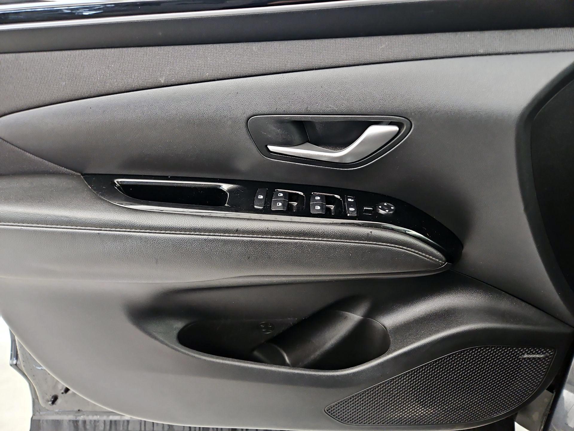 Thumbnail: 2022 Hyundai Tucson - 12