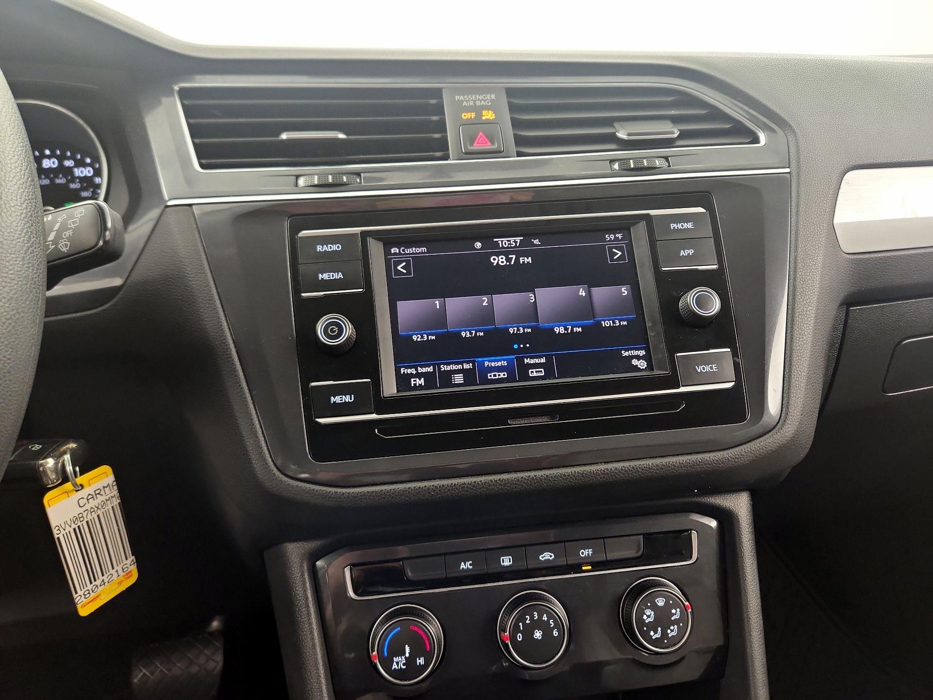 Thumbnail: 2021 Volkswagen Tiguan - 12