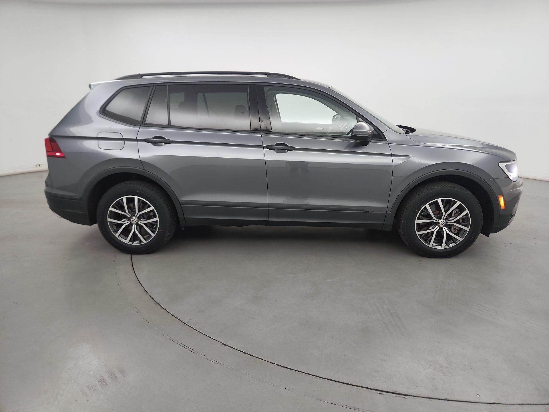 Thumbnail: 2021 Volkswagen Tiguan - 4