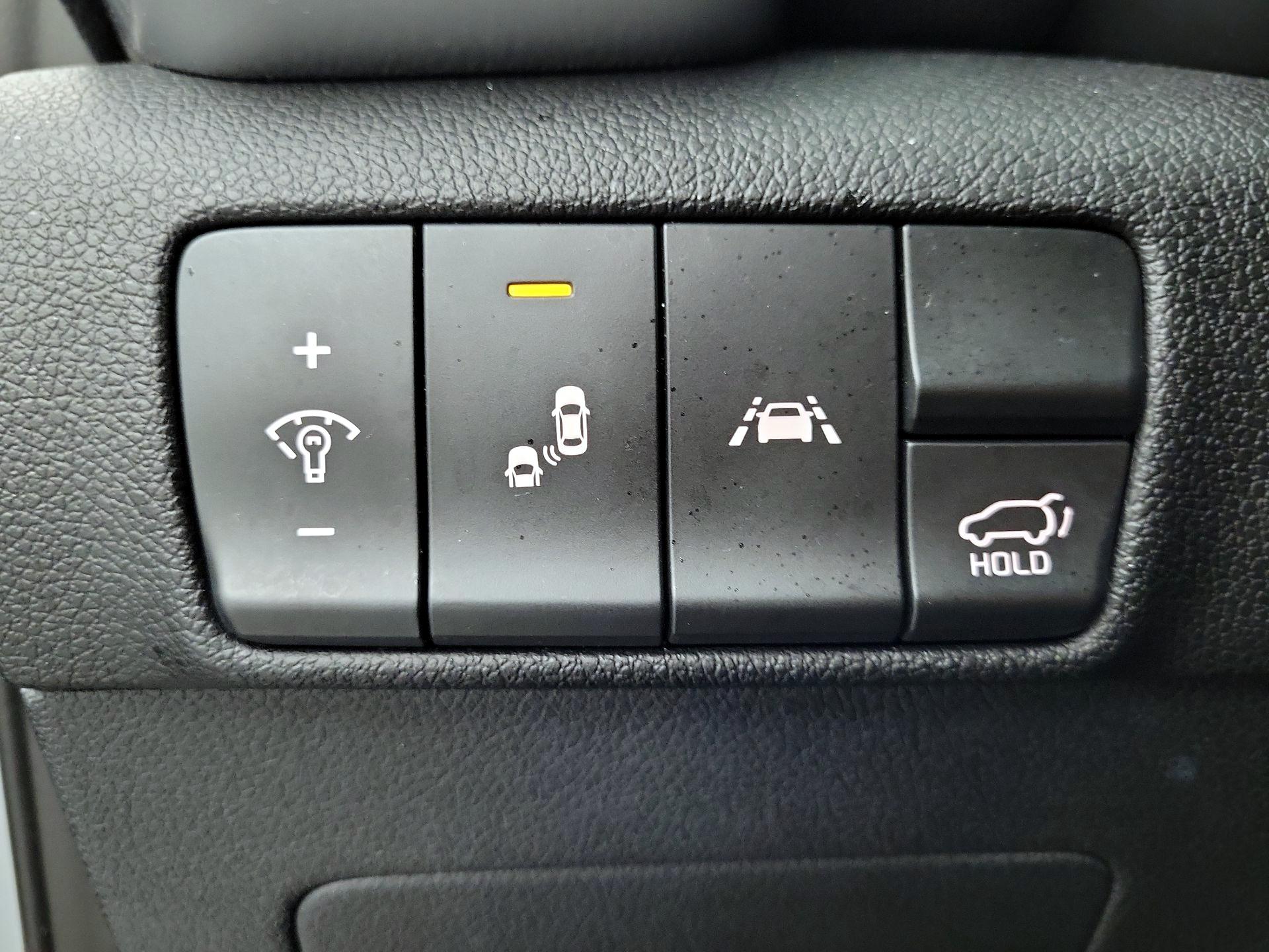 Thumbnail: 2022 Kia Sportage - 11