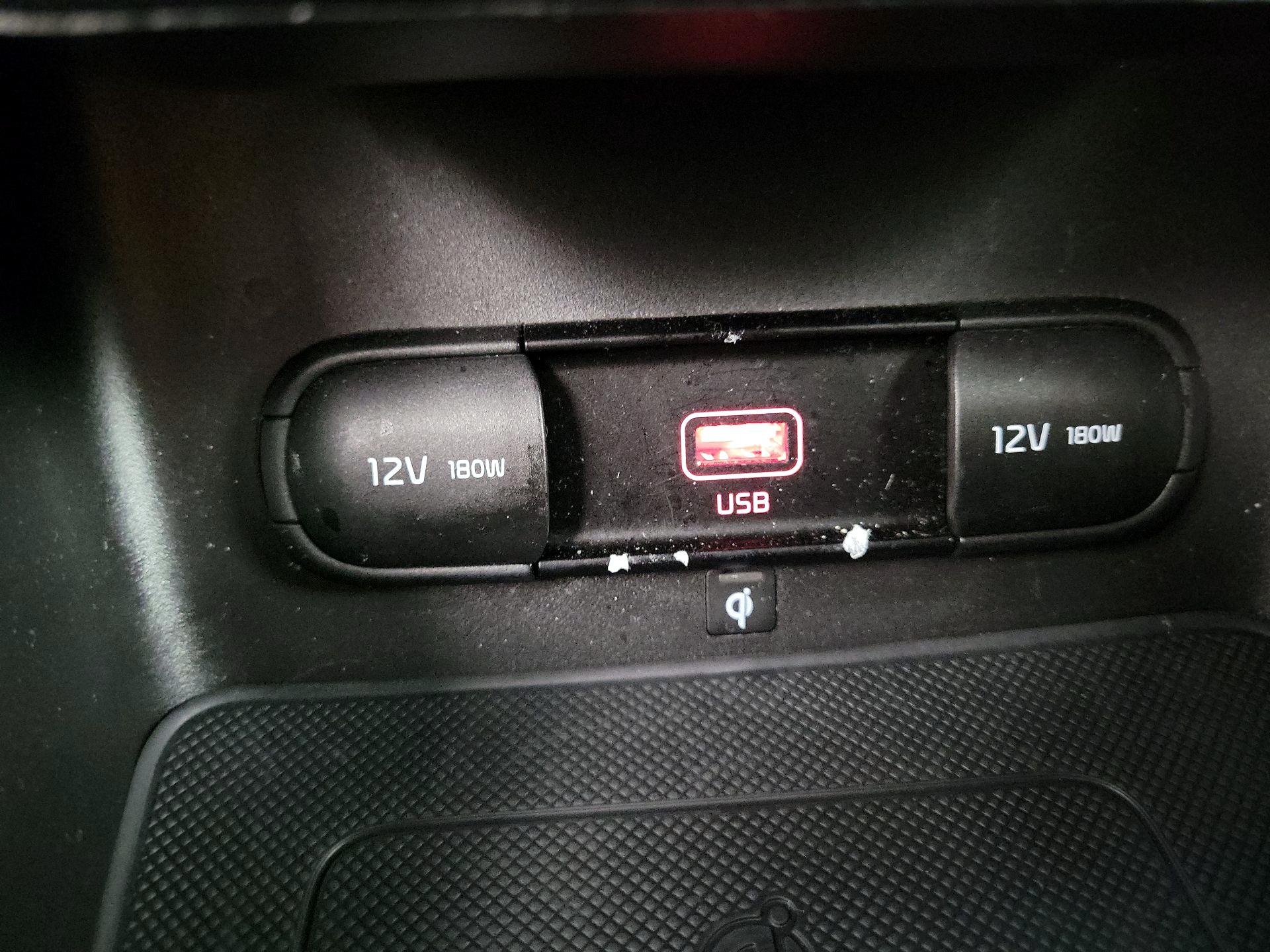 Thumbnail: 2022 Kia Sportage - 17