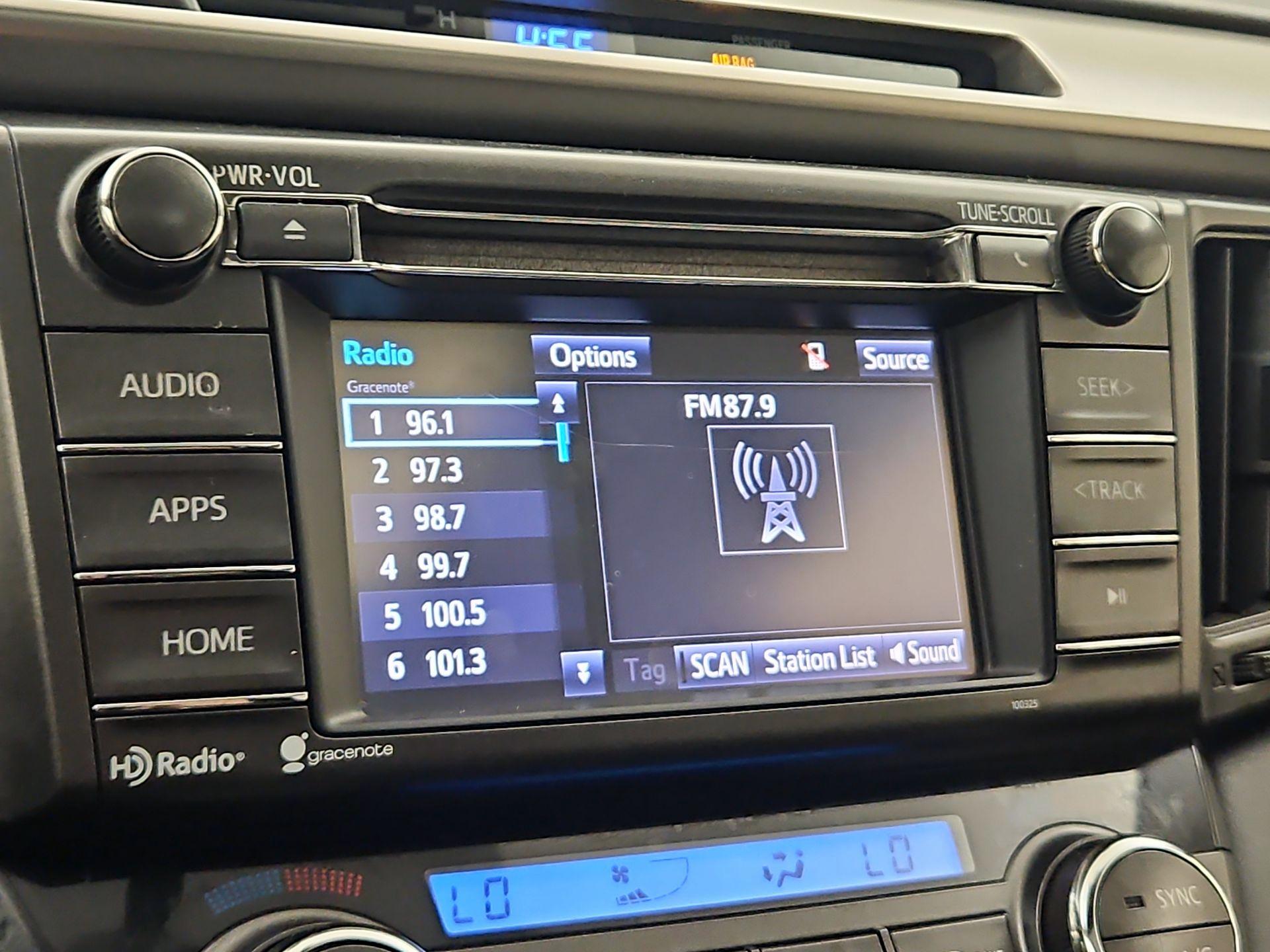 Thumbnail: 2015 Toyota RAV4 - 15