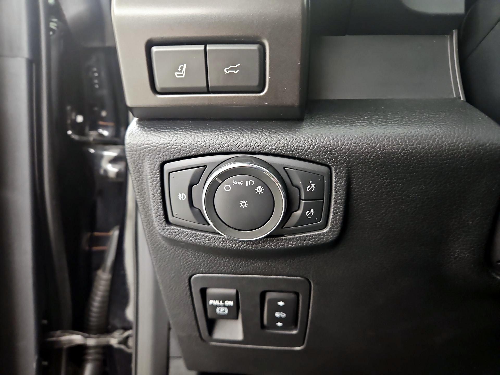 Thumbnail: 2020 Ford Expedition - 13