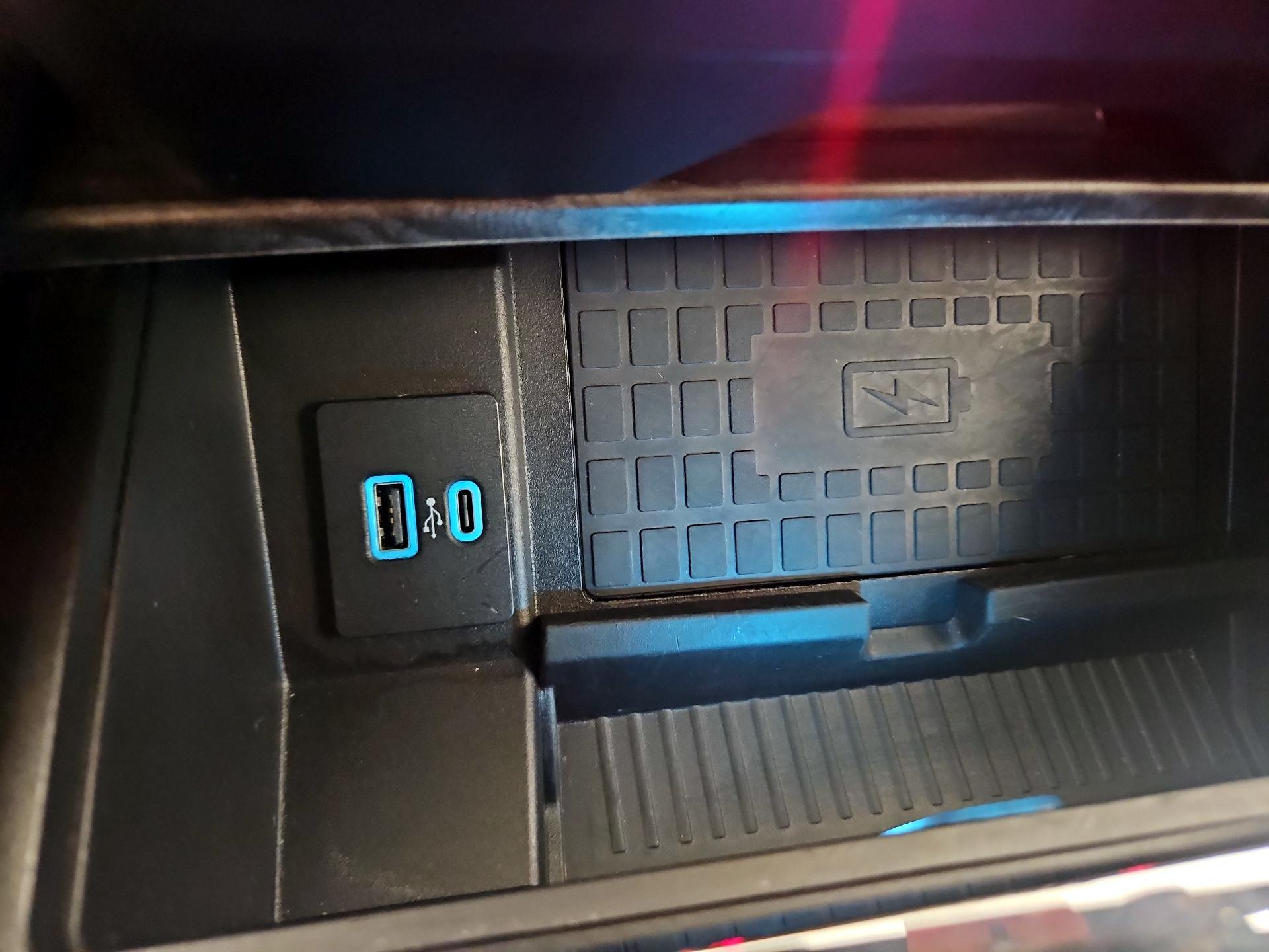 Thumbnail: 2020 Ford Expedition - 19