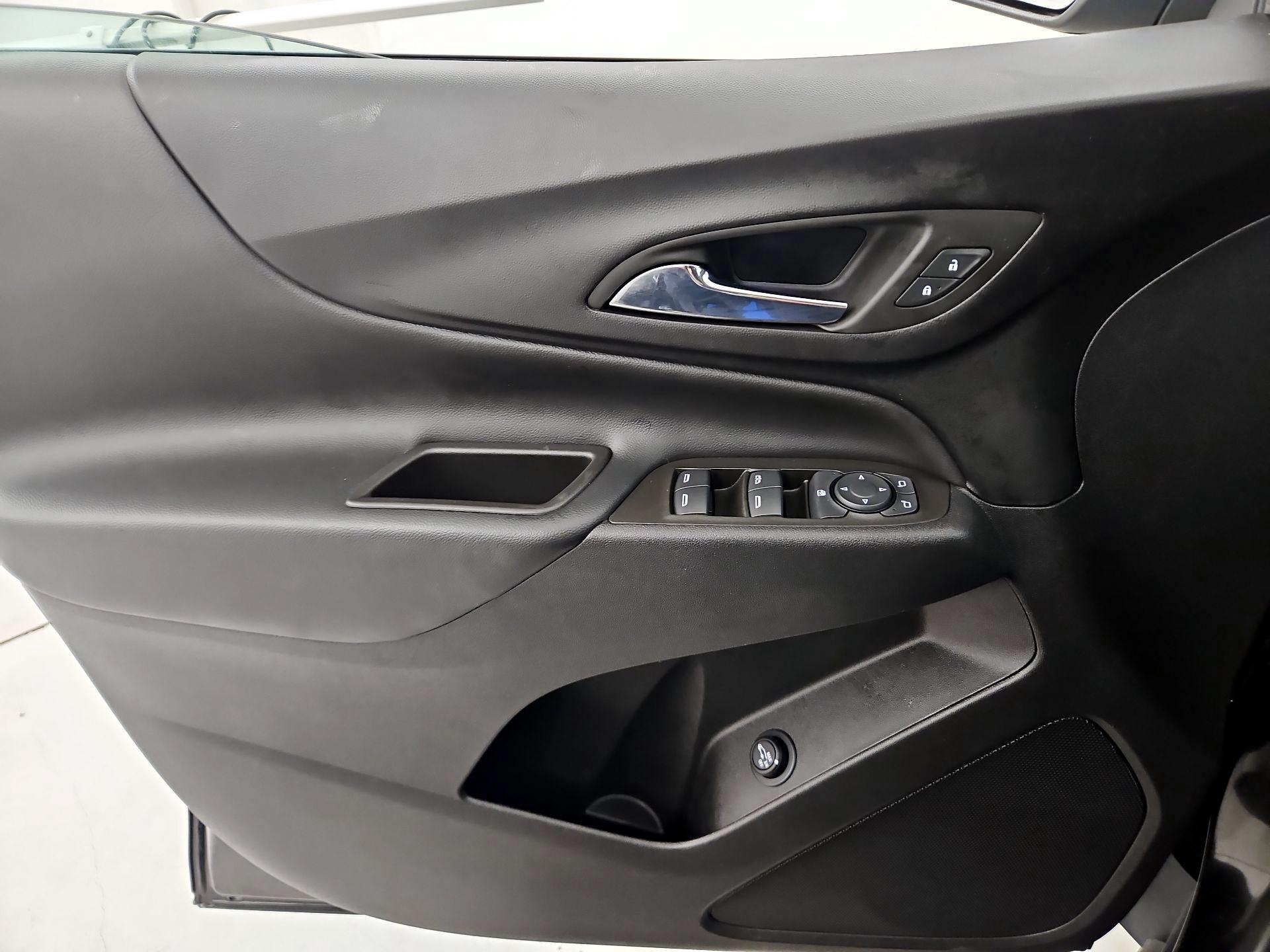 Thumbnail: 2023 Chevrolet Equinox - 12