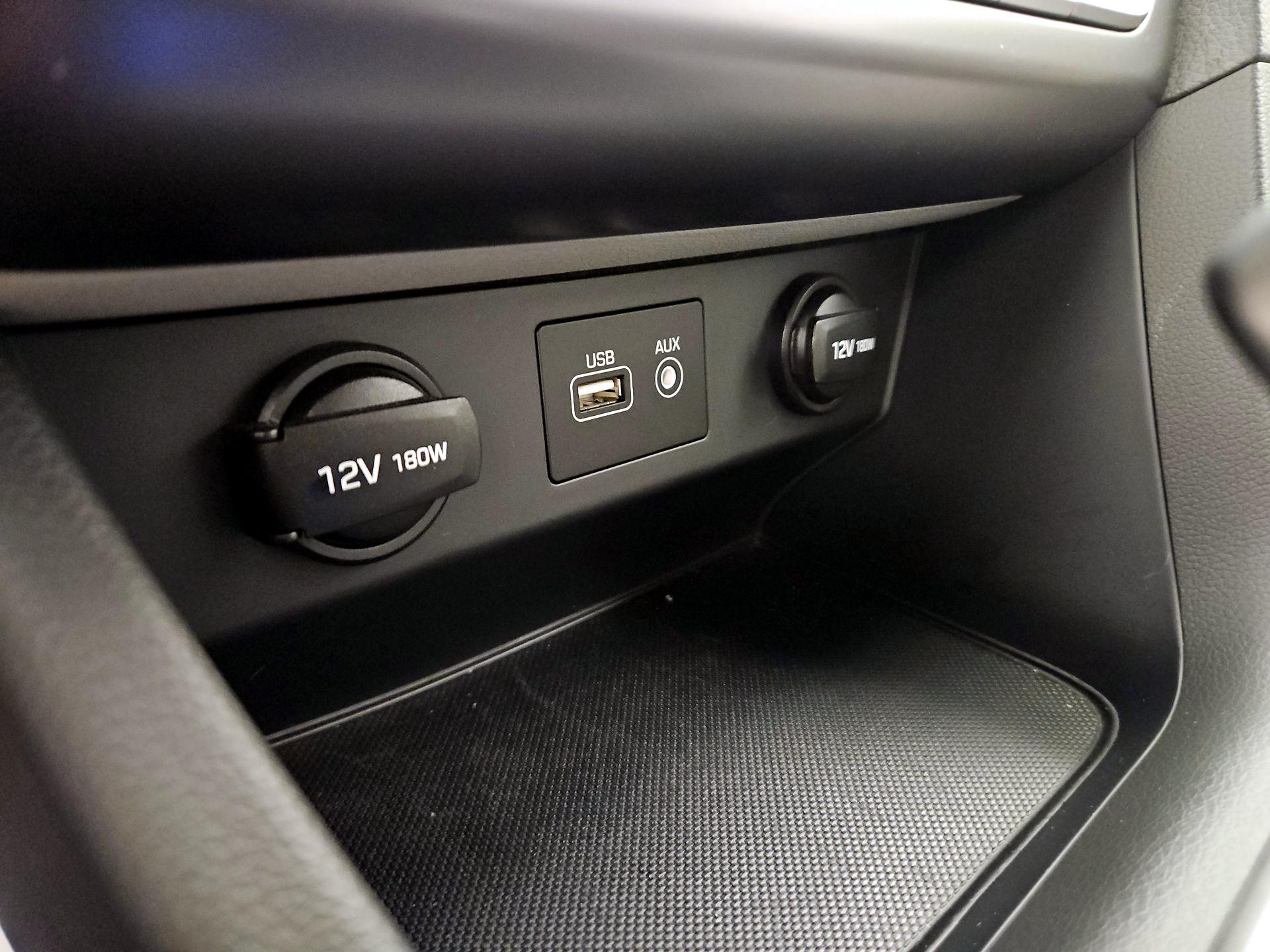 Thumbnail: 2018 Hyundai Sonata - 18