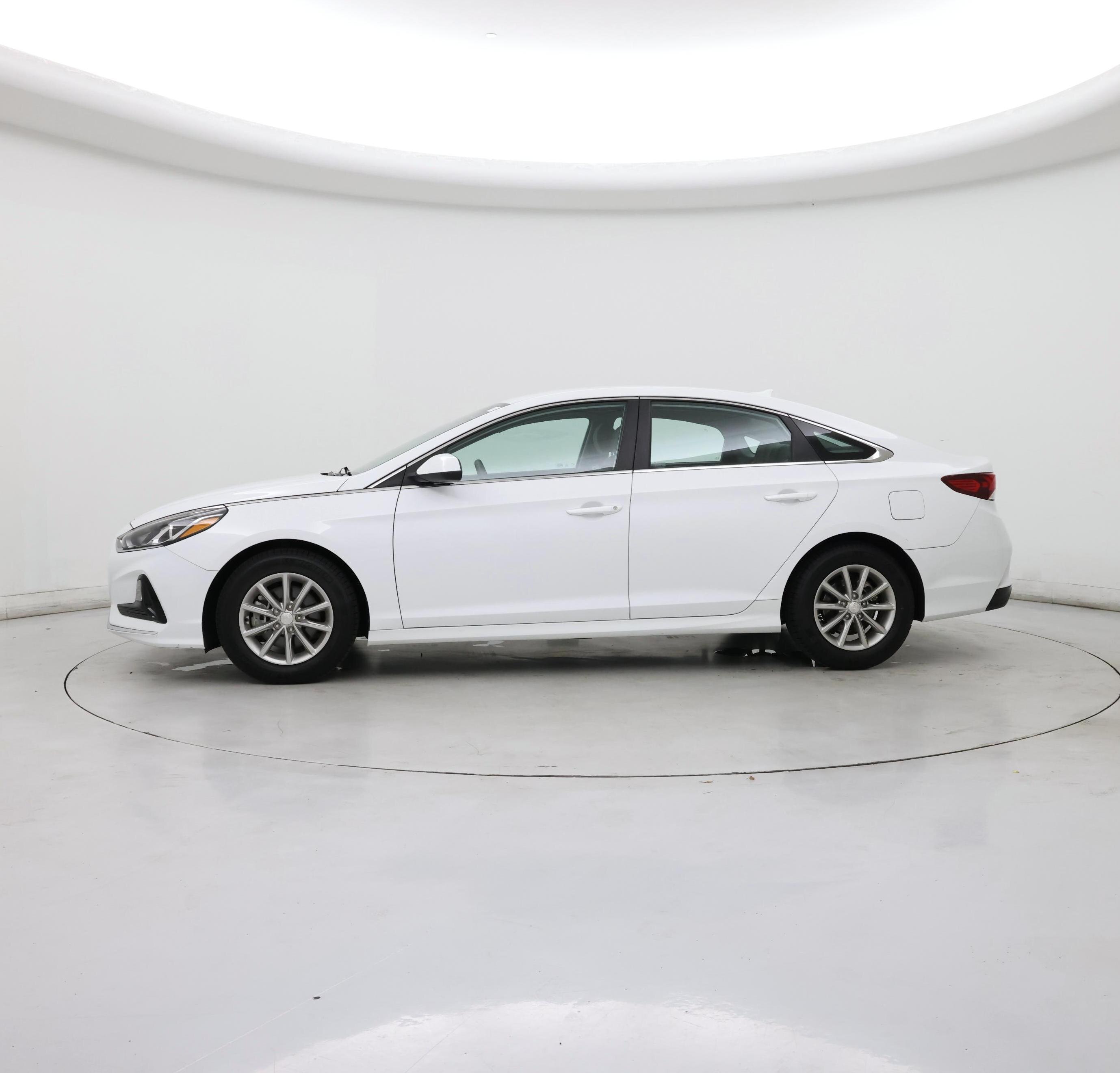 Thumbnail: 2018 Hyundai Sonata - 3