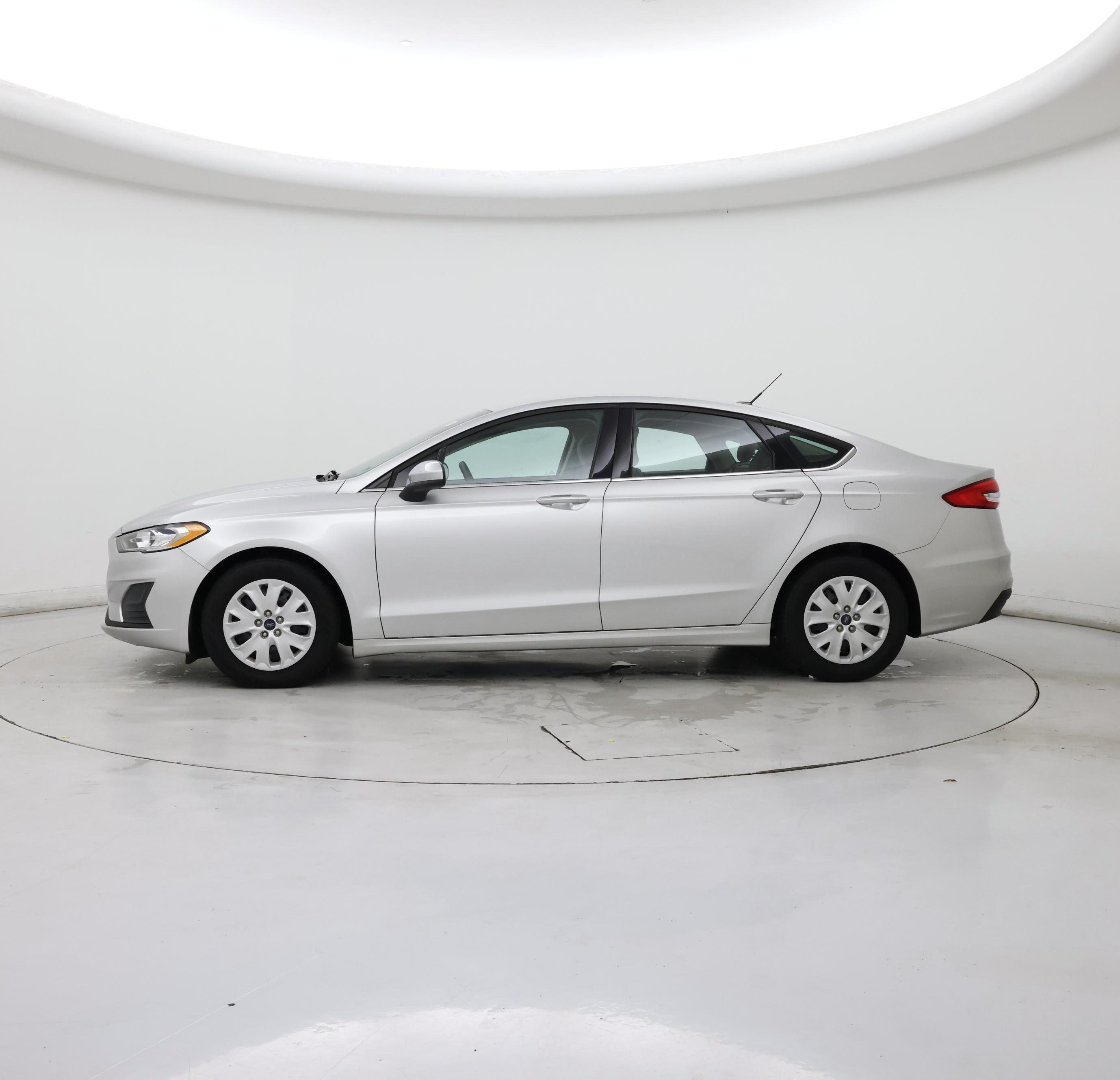 Thumbnail: 2019 Ford Fusion - 3