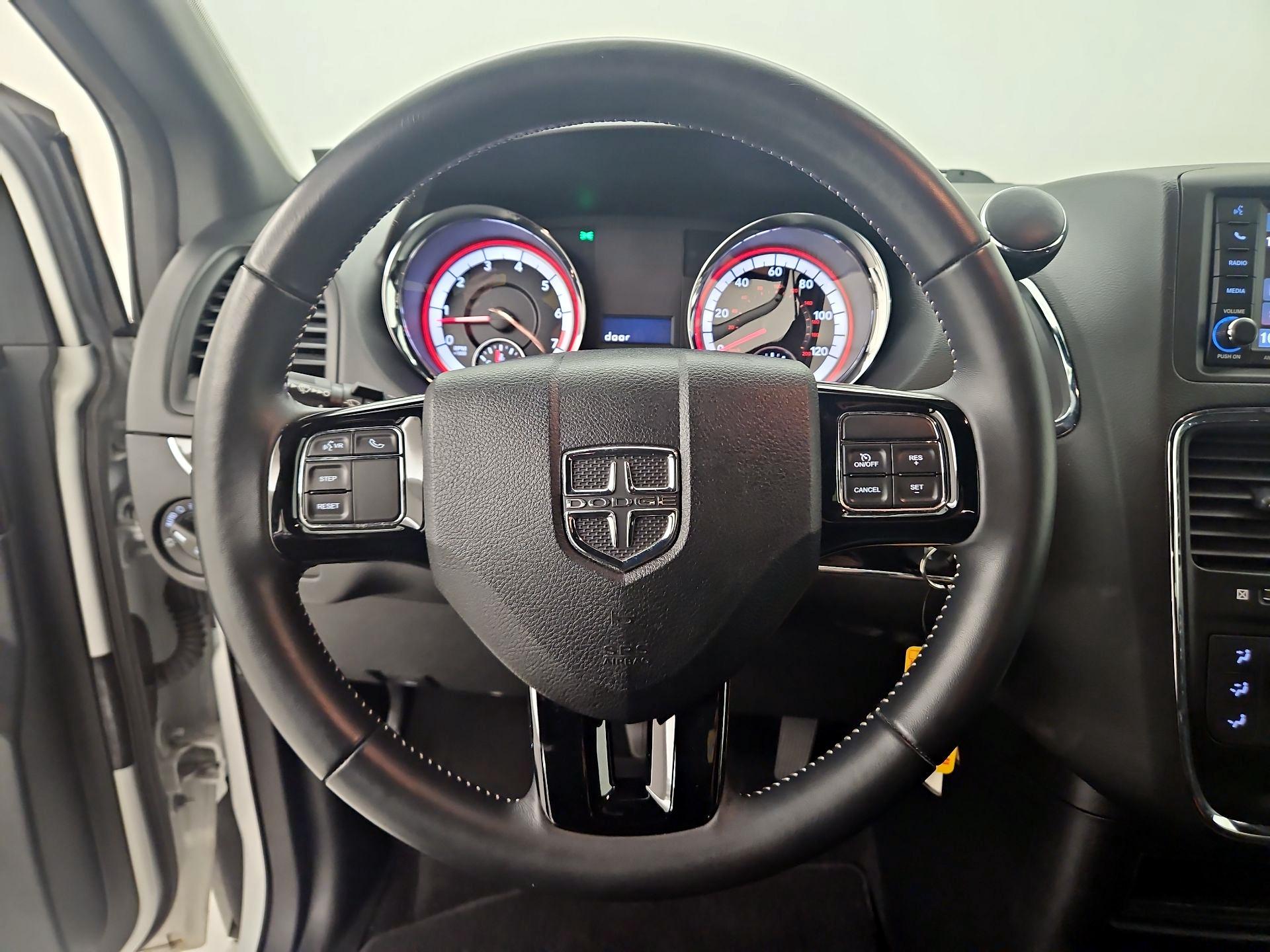 Thumbnail: 2018 Dodge Grand Caravan - 10