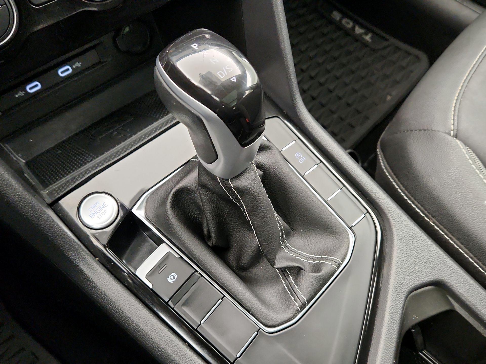 Thumbnail: 2024 Volkswagen Taos - 17