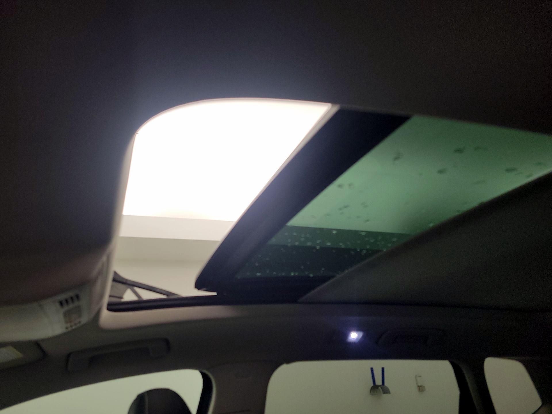 Thumbnail: 2022 Volkswagen Taos - 19