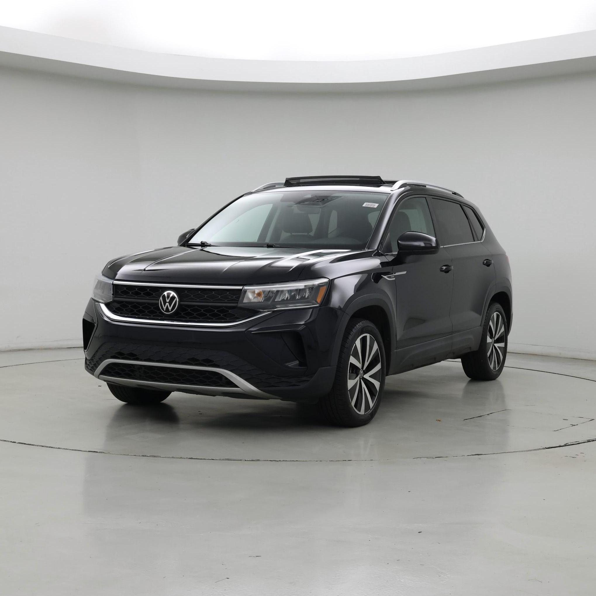 Thumbnail: 2022 Volkswagen Taos - 4