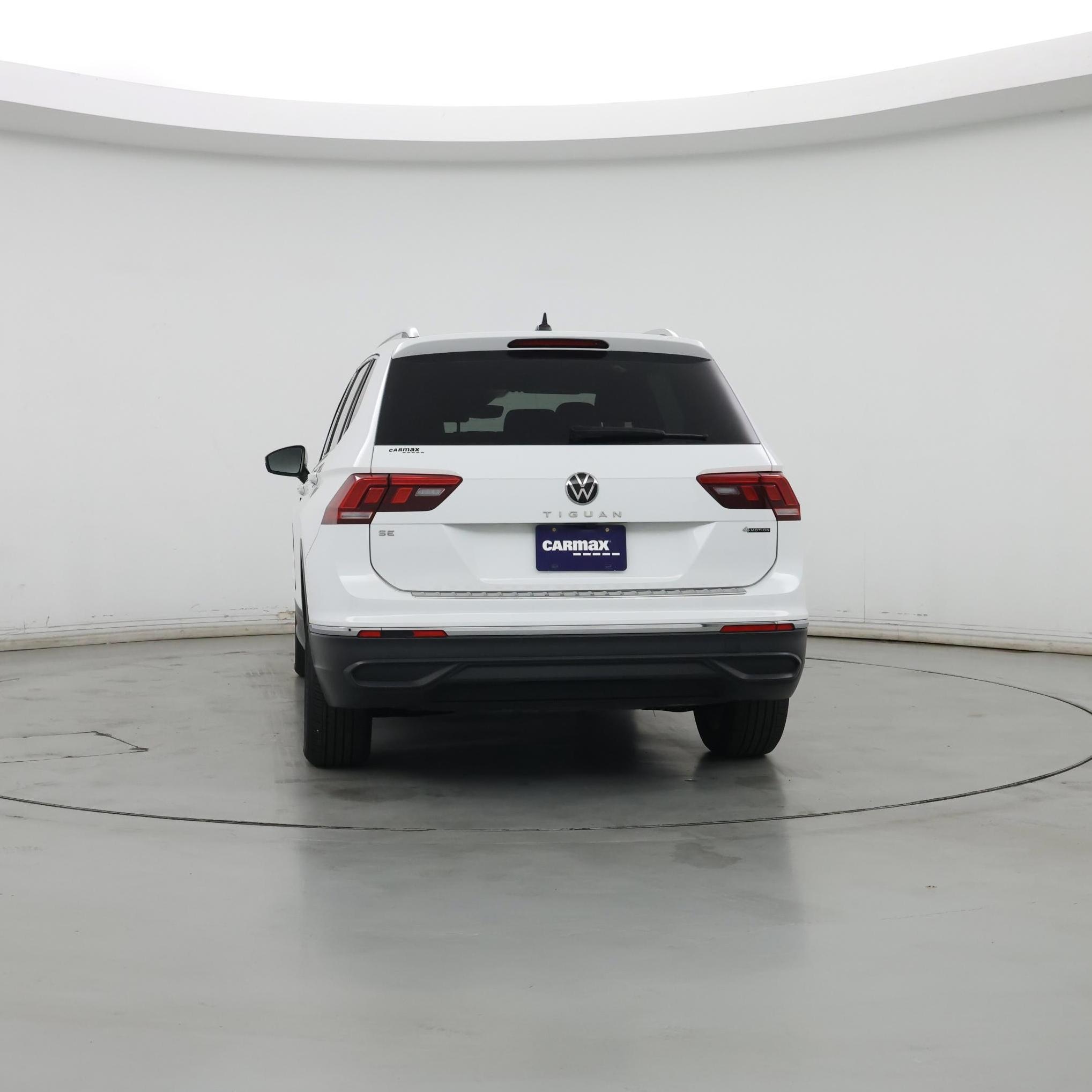 Thumbnail: 2022 Volkswagen Tiguan - 6