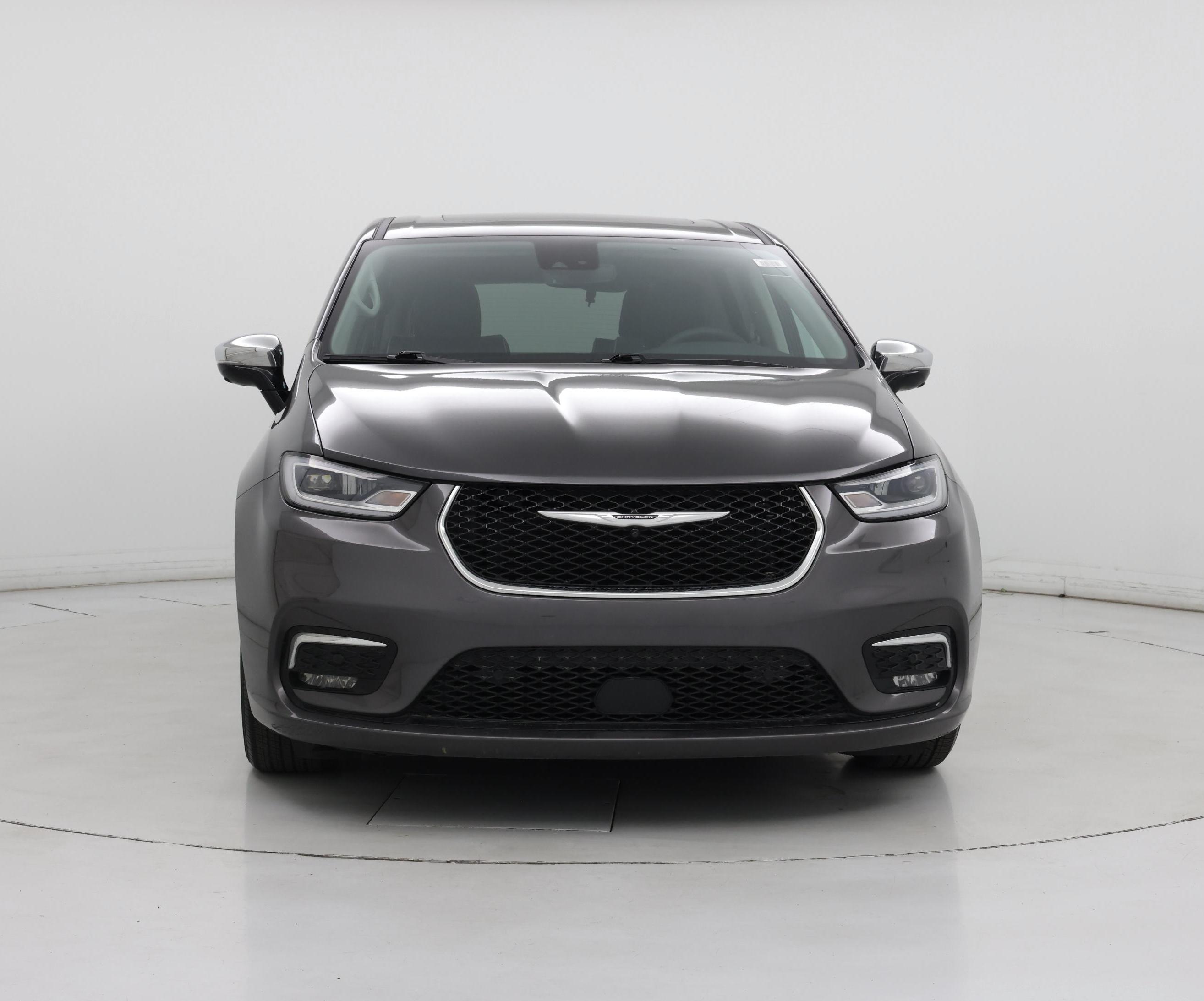 Thumbnail: 2023 Chrysler Pacifica - 5