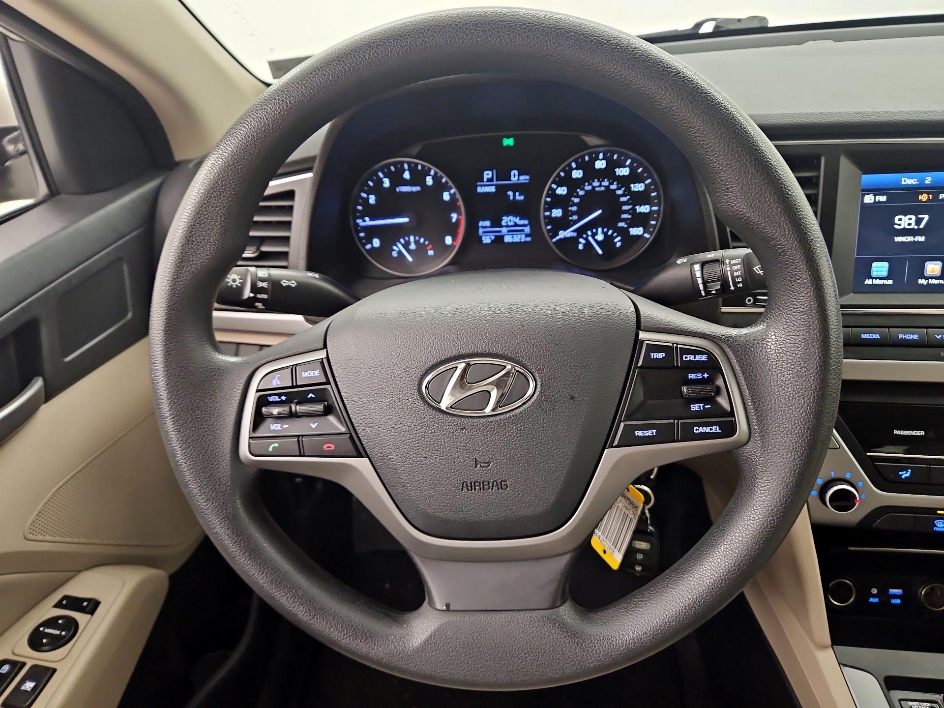 Thumbnail: 2017 Hyundai Elantra - 10