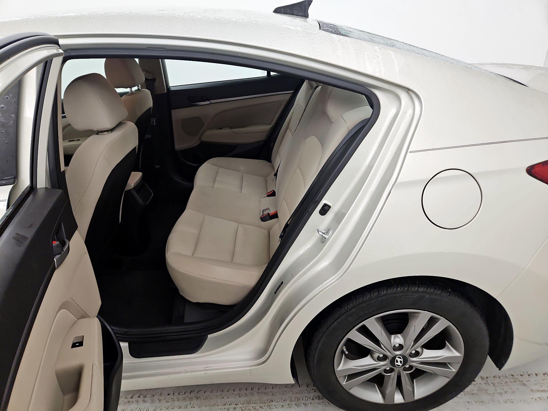 Thumbnail: 2017 Hyundai Elantra - 19