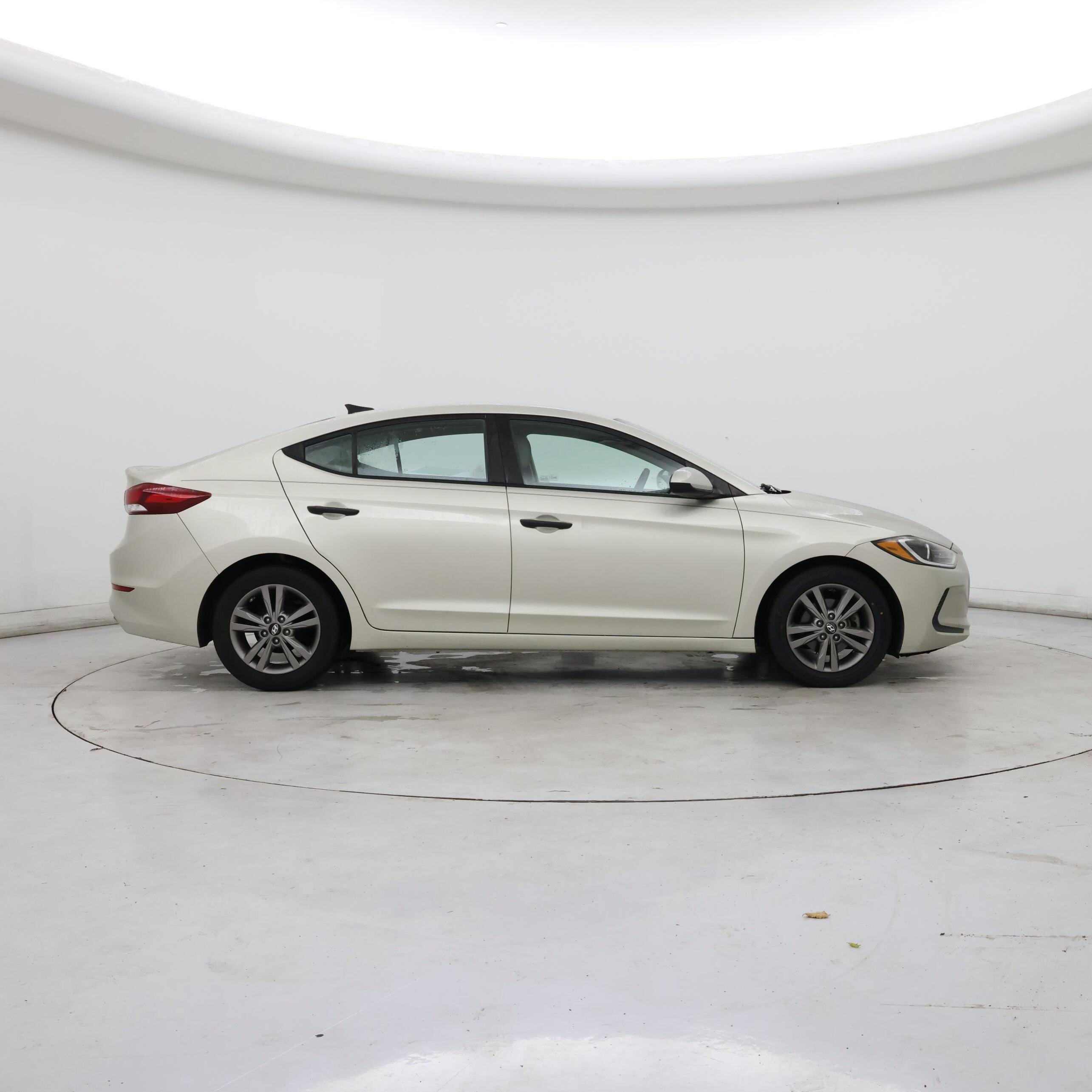 Thumbnail: 2017 Hyundai Elantra - 7