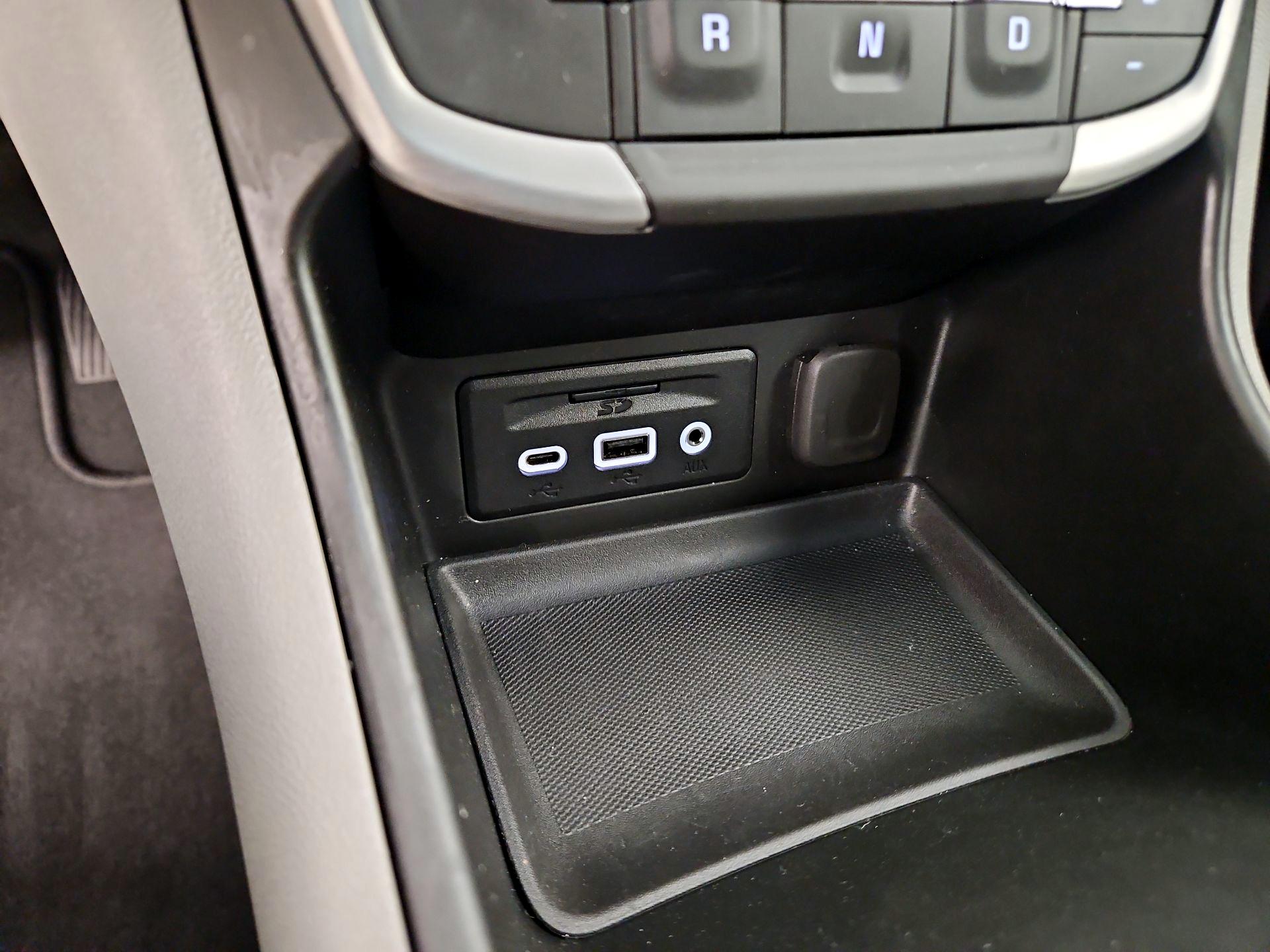 Thumbnail: 2024 GMC Terrain - 19