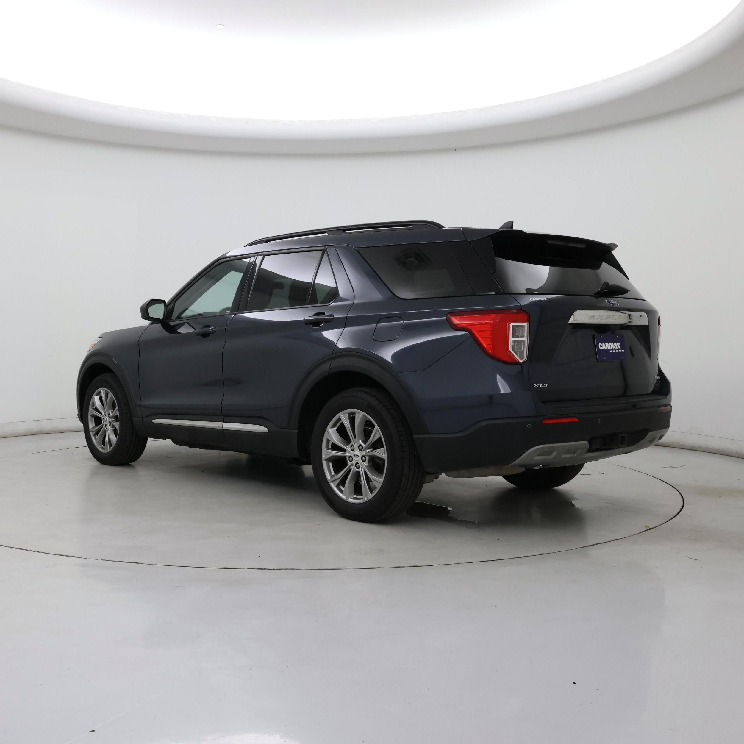 Thumbnail: 2022 Ford Explorer - 2