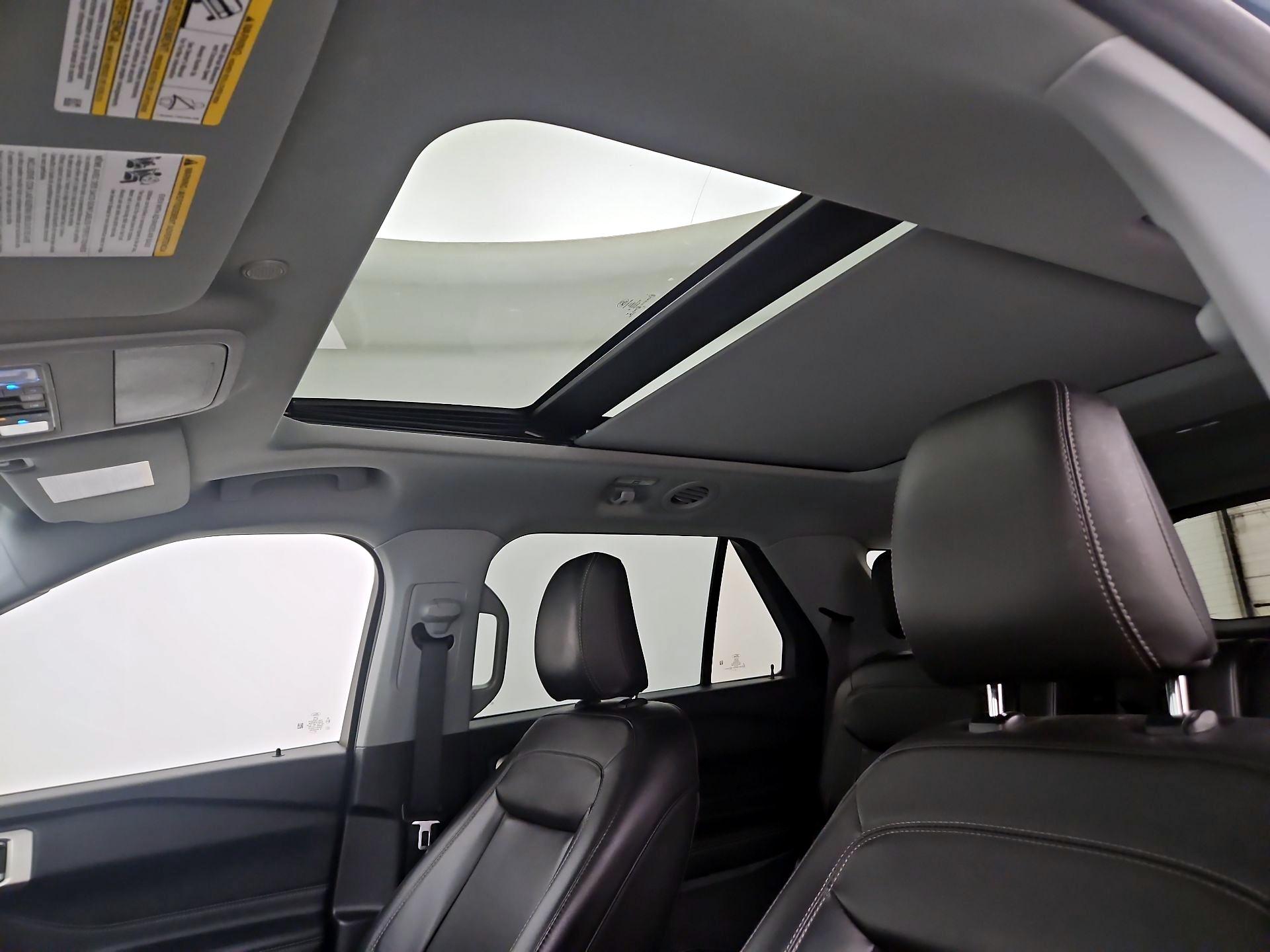 Thumbnail: 2022 Ford Explorer - 20