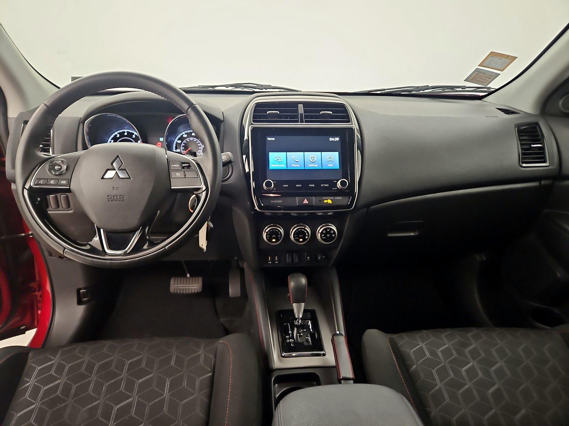 Thumbnail: 2022 Mitsubishi Outlander Sport - 9