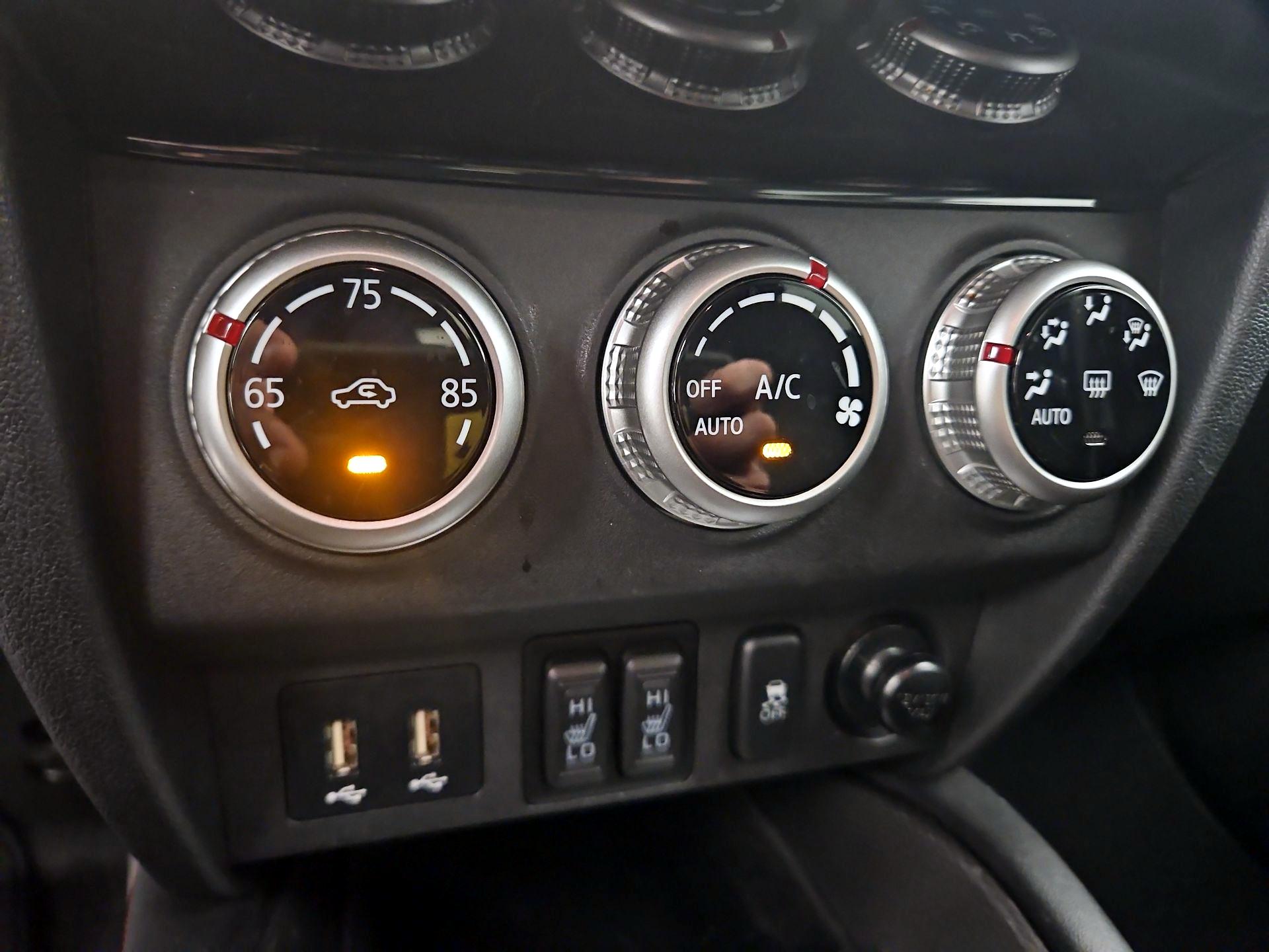 Thumbnail: 2022 Mitsubishi Outlander Sport - 16