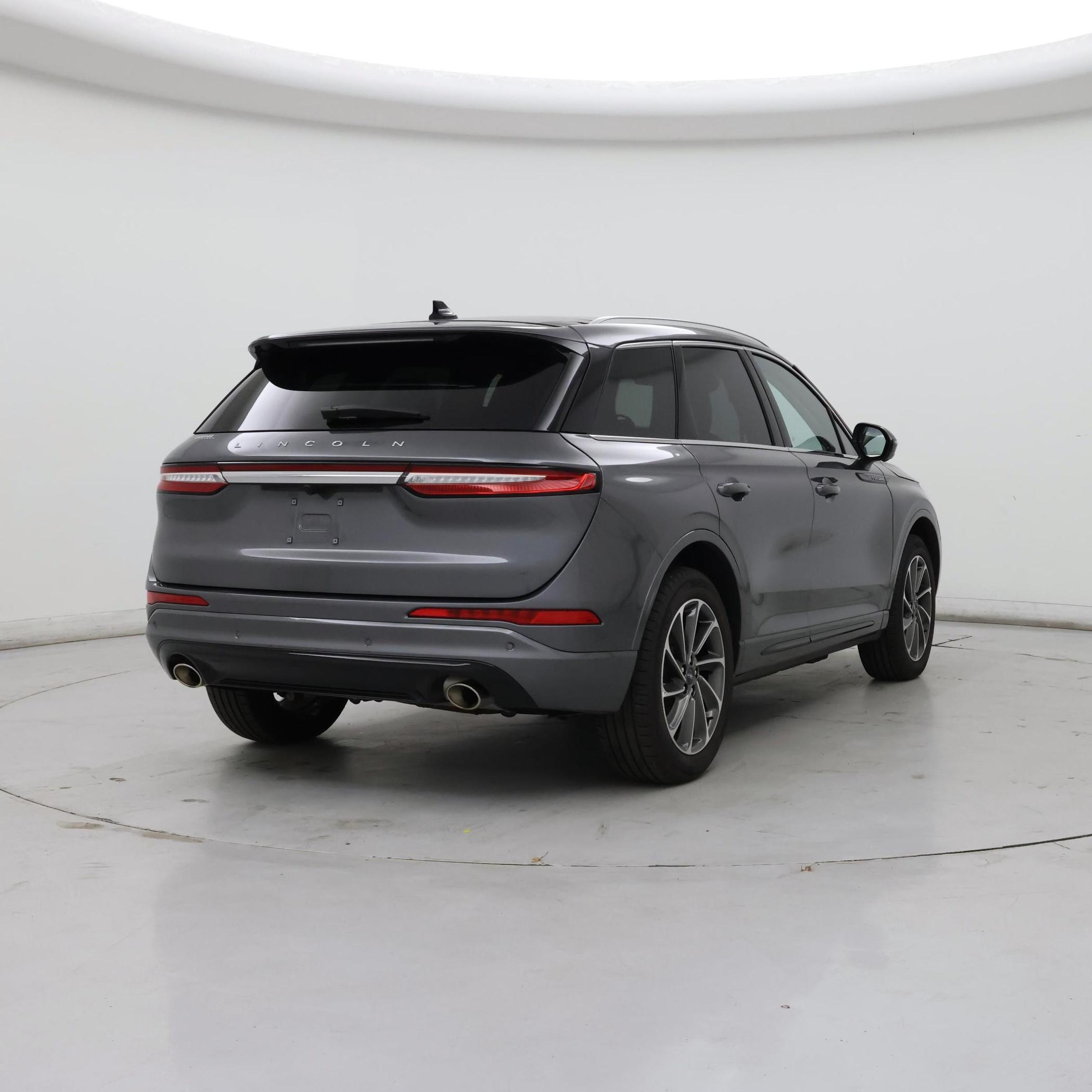 Thumbnail: 2023 Lincoln Corsair - 8