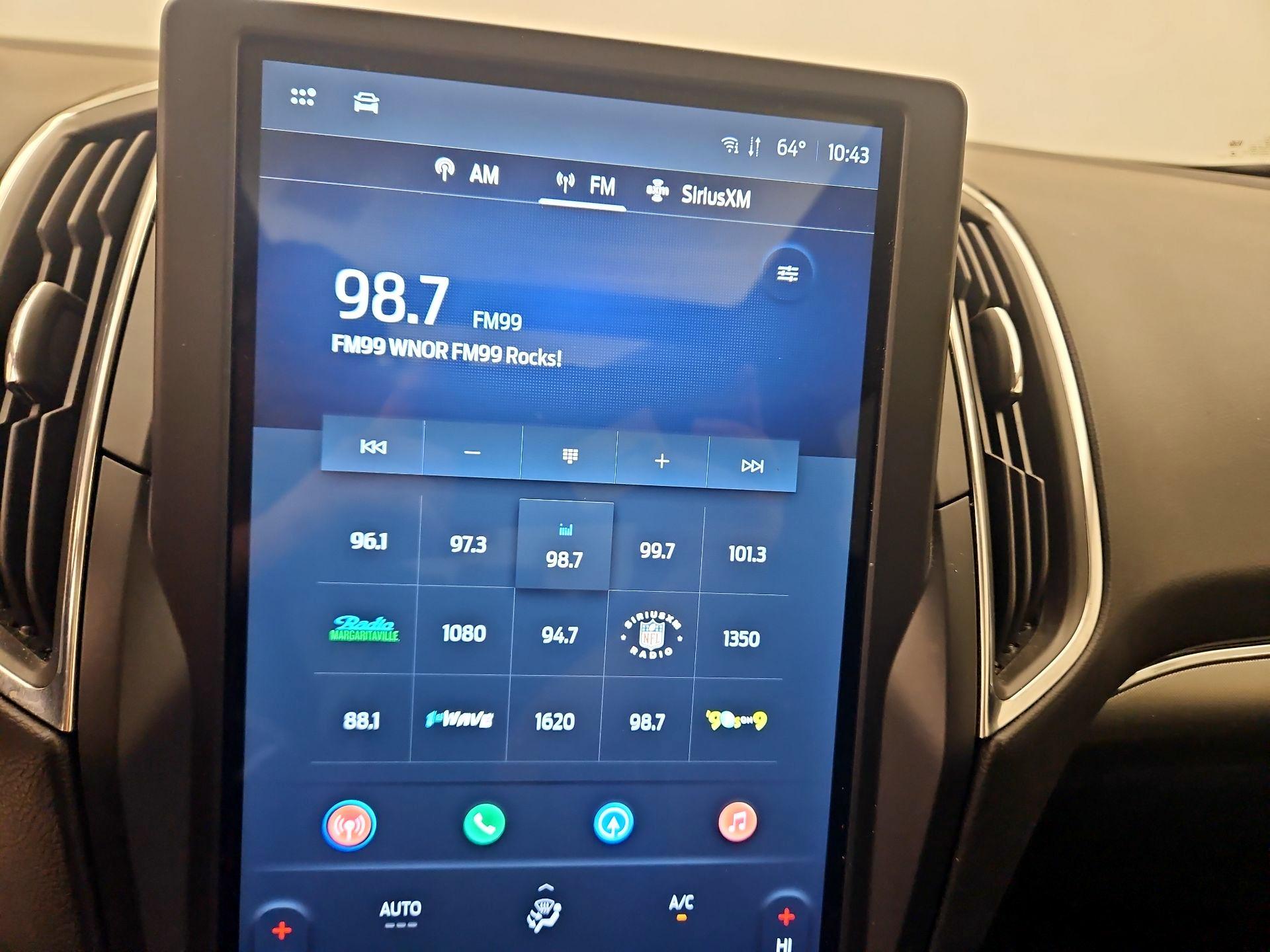 Thumbnail: 2022 Ford Edge - 16