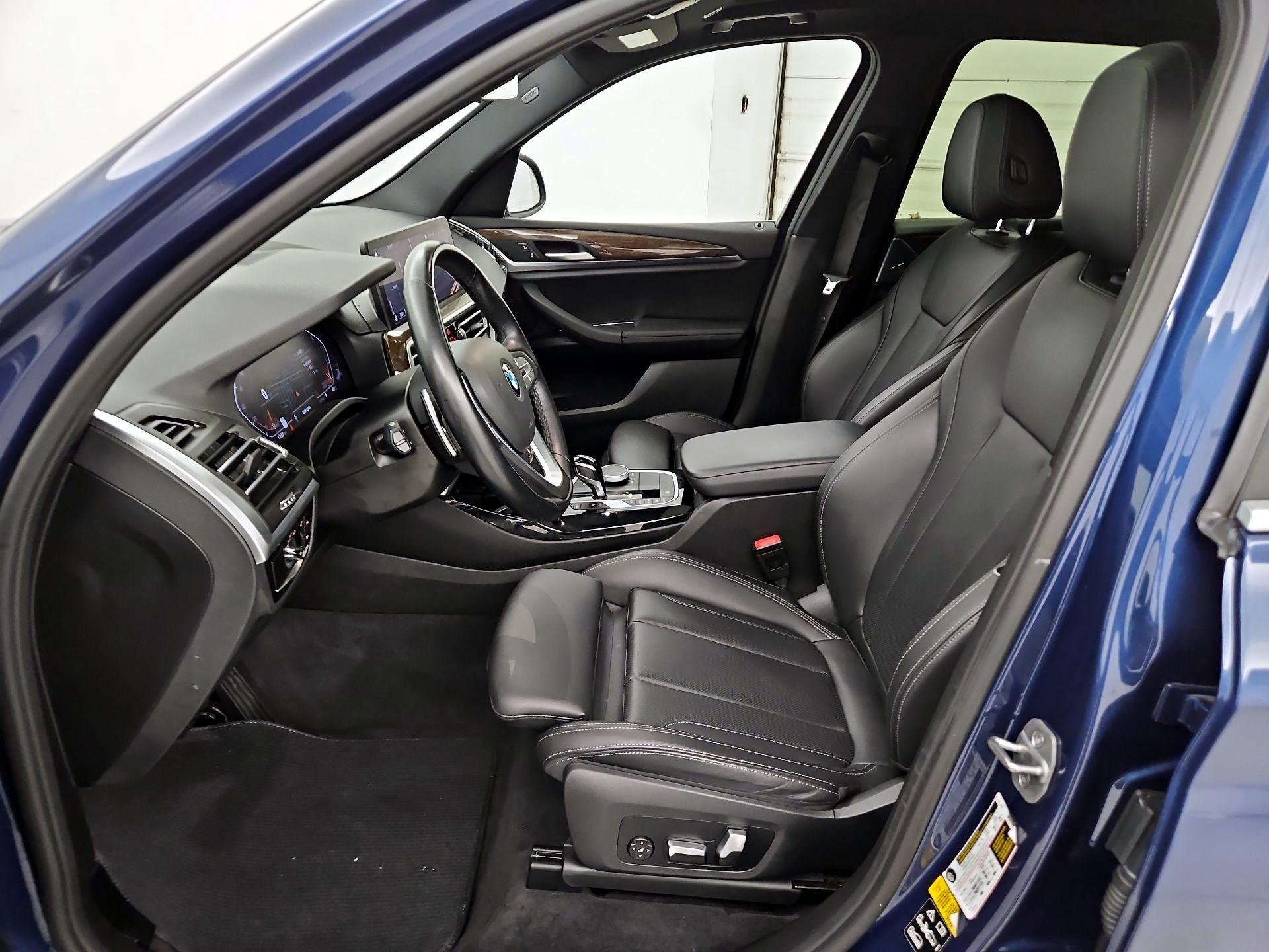 Thumbnail: 2022 BMW X3 - 11