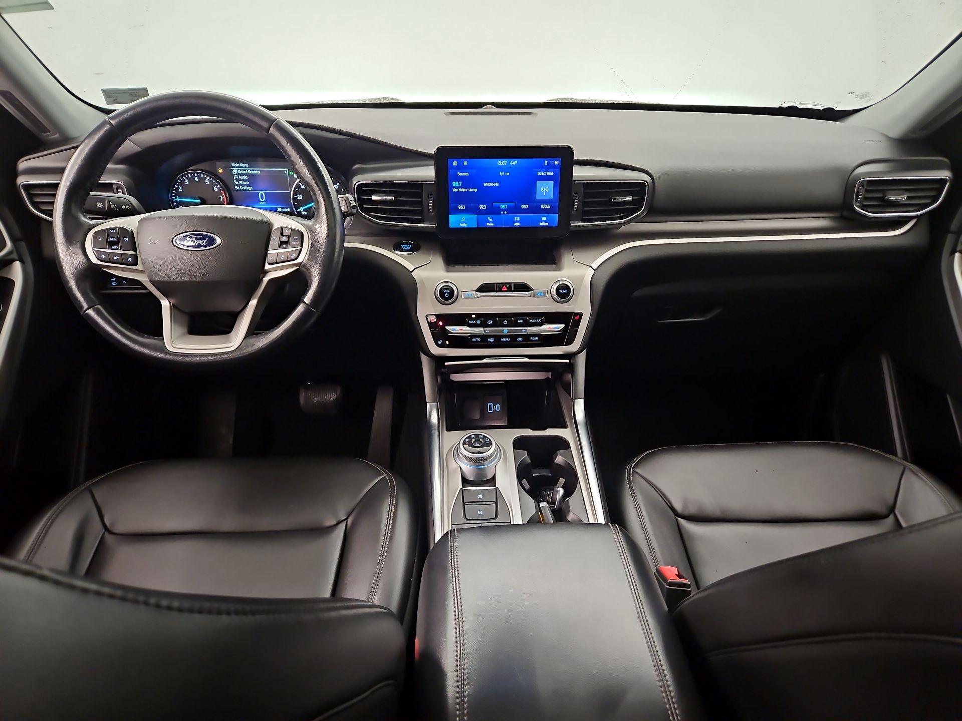 Thumbnail: 2022 Ford Explorer - 9