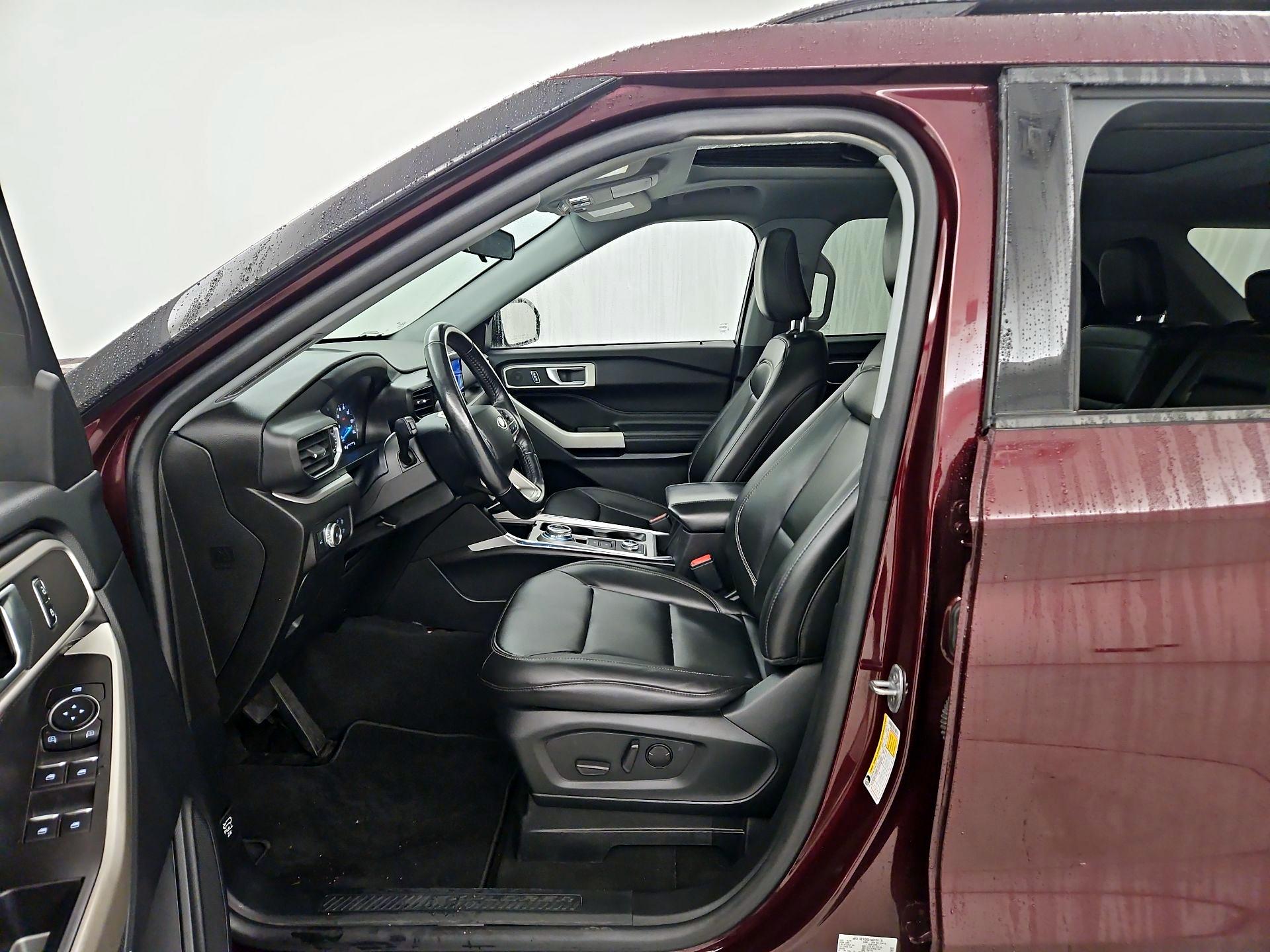 Thumbnail: 2022 Ford Explorer - 11