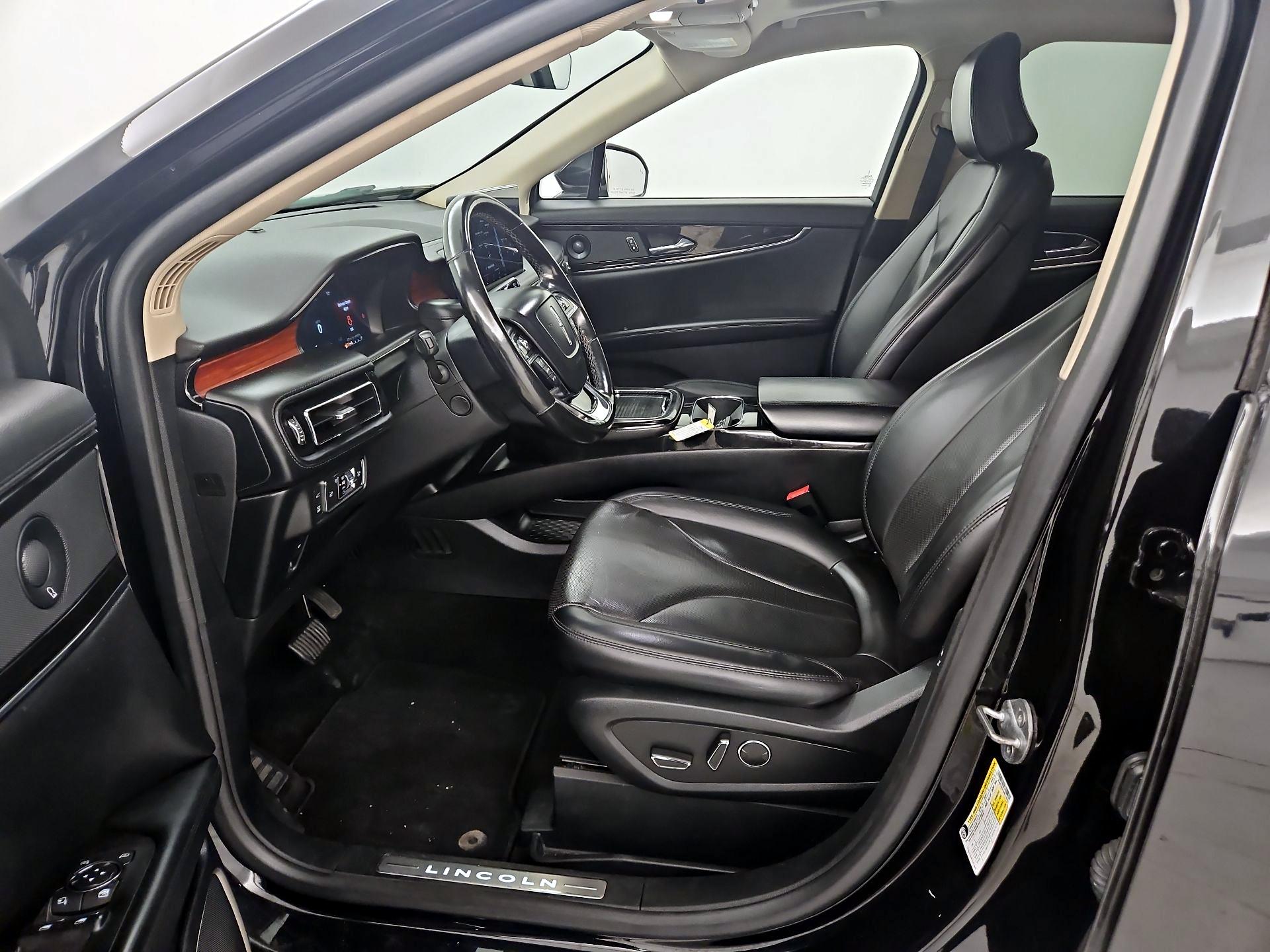 Thumbnail: 2021 Lincoln Nautilus - 11