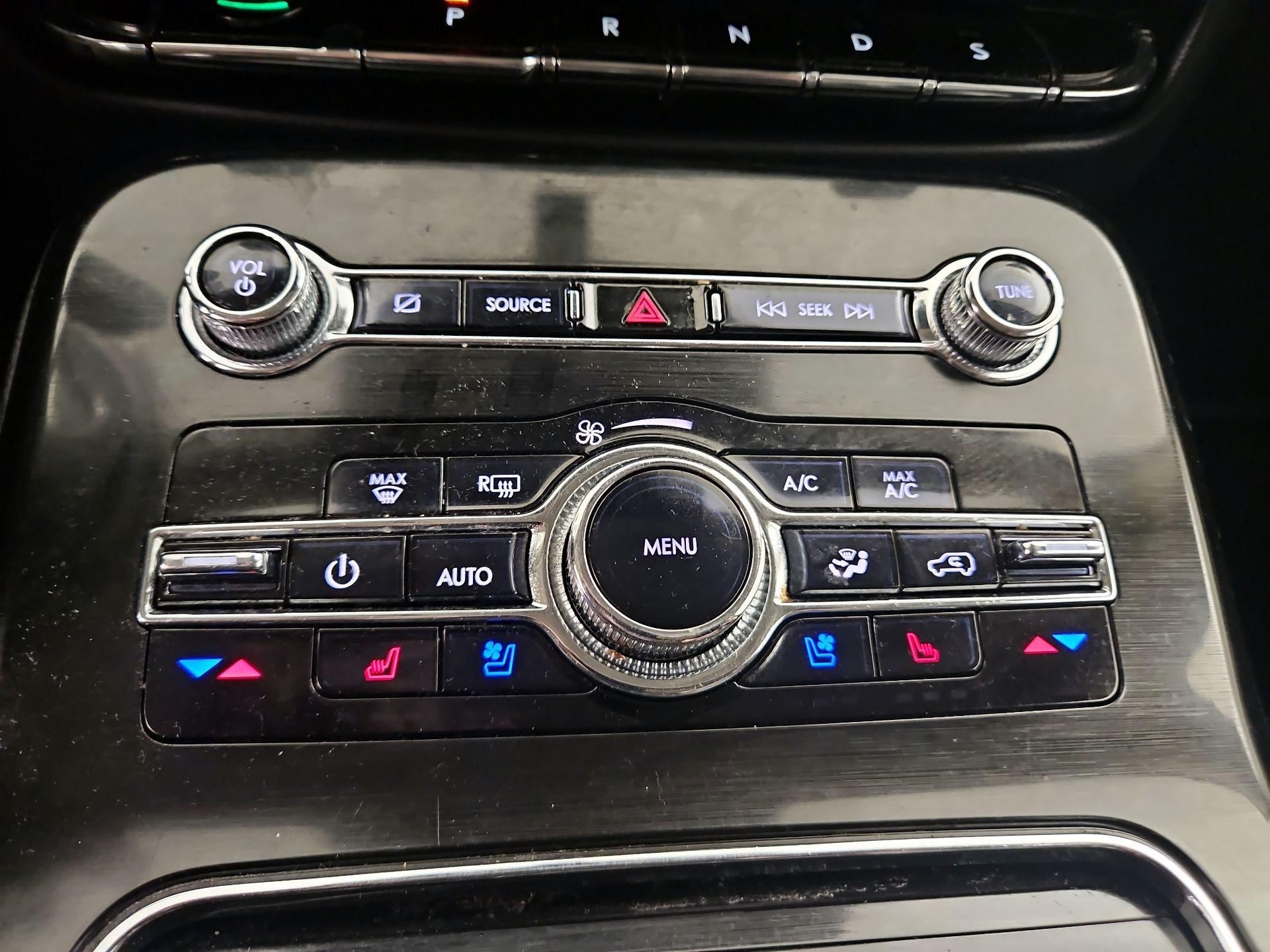 Thumbnail: 2021 Lincoln Nautilus - 17