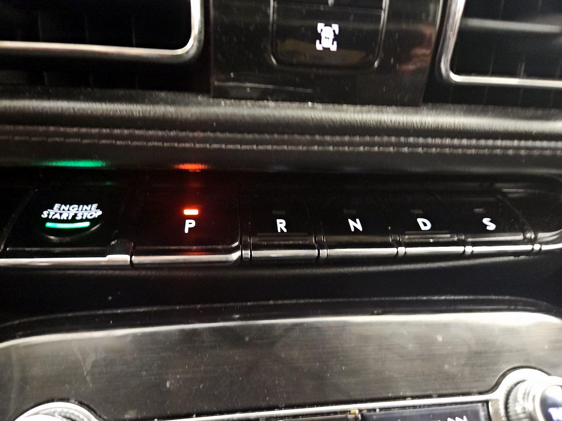 Thumbnail: 2021 Lincoln Nautilus - 18