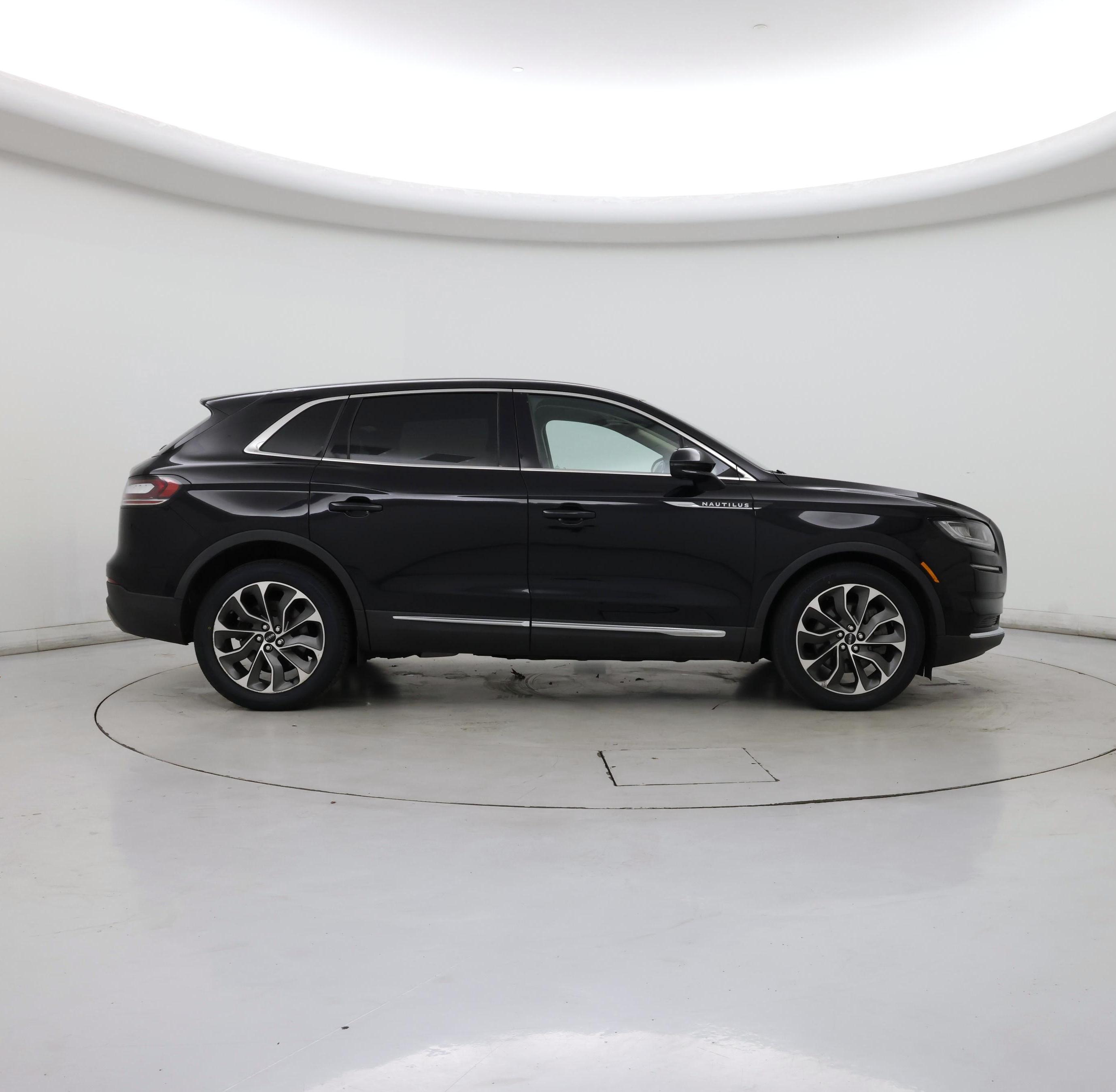 Thumbnail: 2021 Lincoln Nautilus - 7