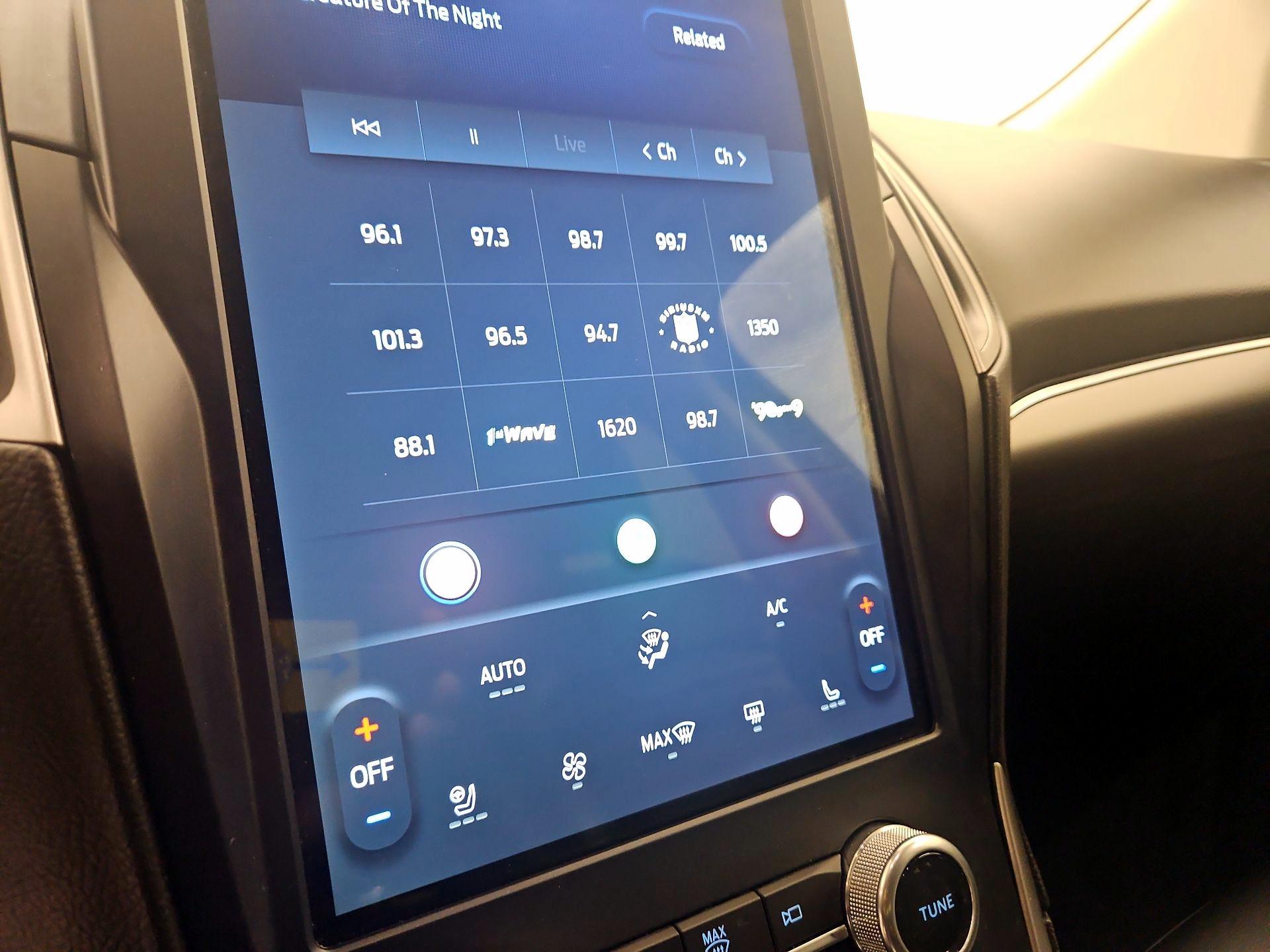 Thumbnail: 2022 Ford Edge - 15