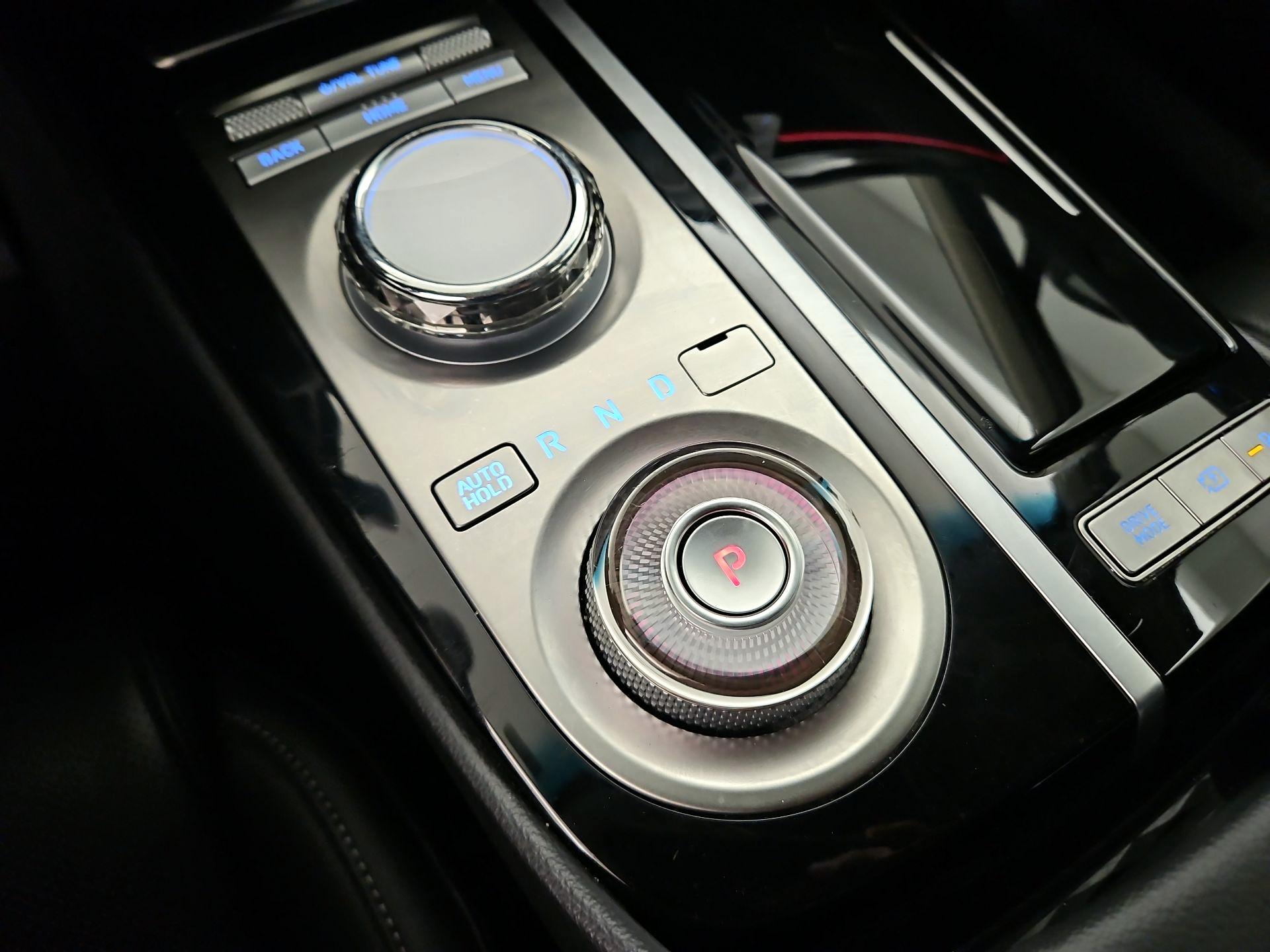 Thumbnail: 2024 Genesis G80 - 18