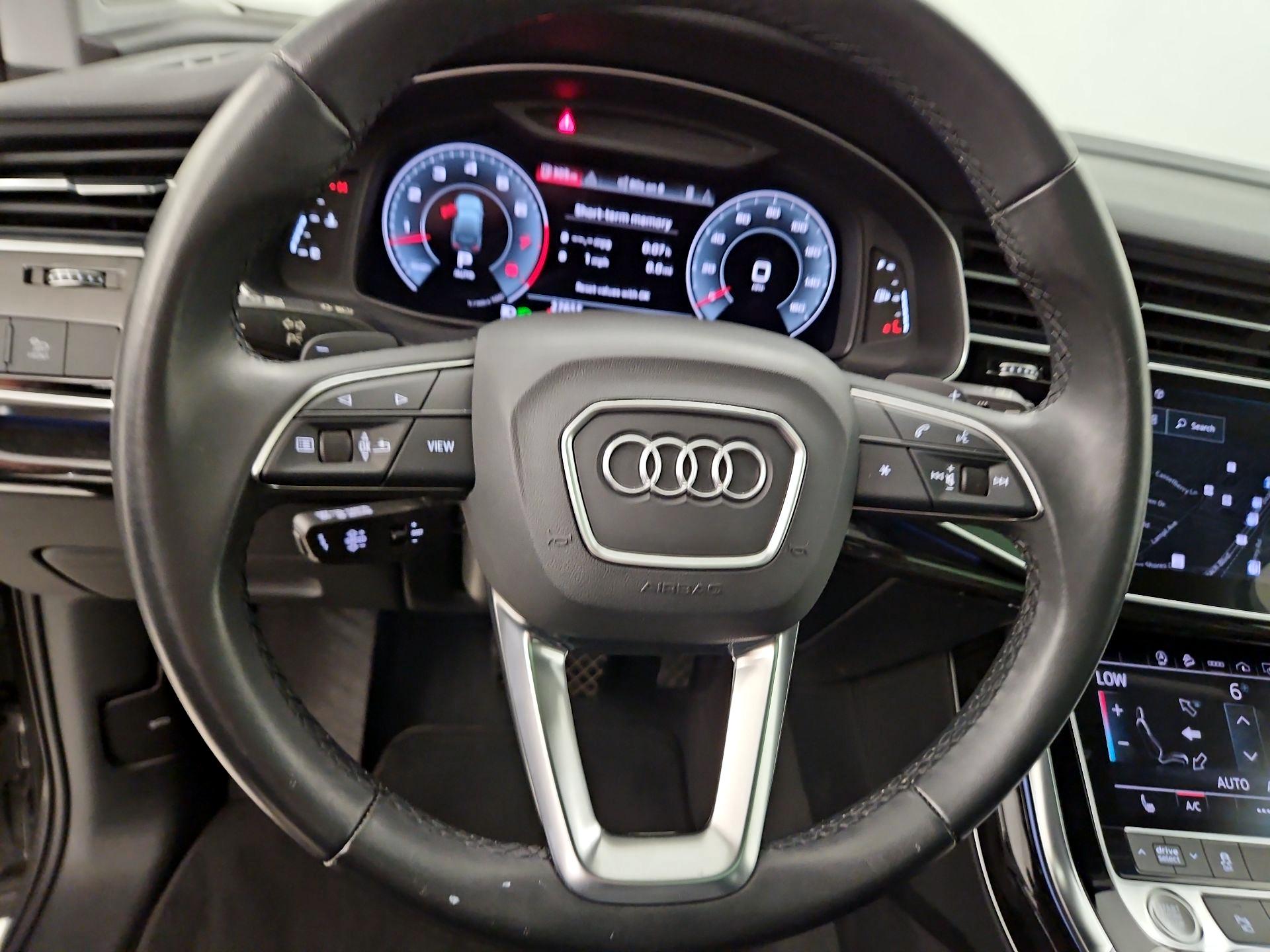 Thumbnail: 2022 Audi Q7 - 10